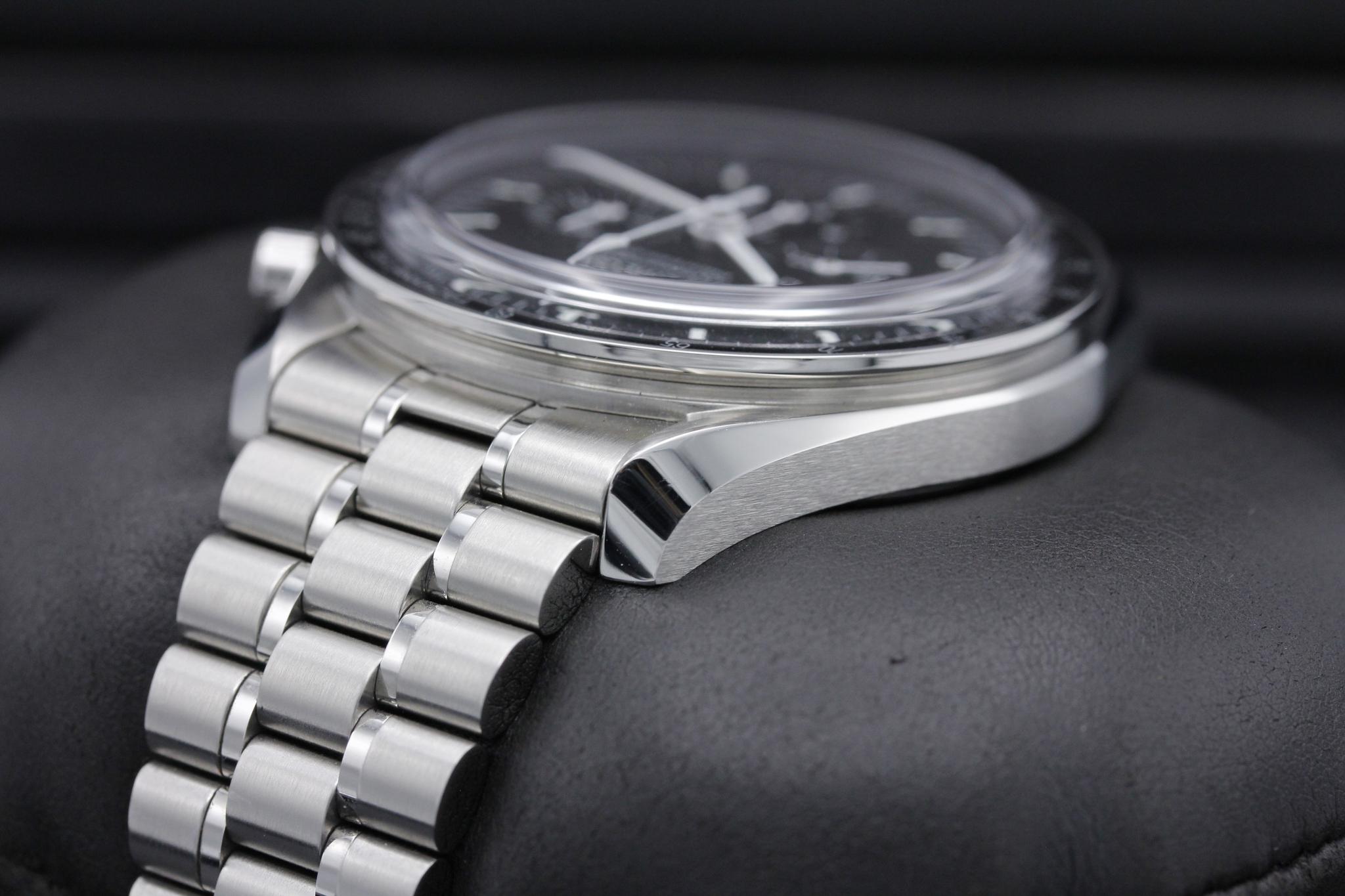 Watch Image 5