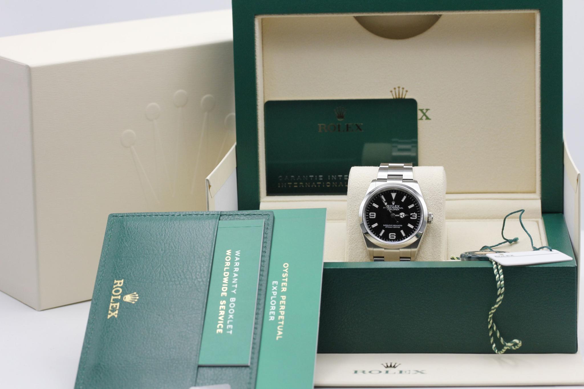 Watch Image 11
