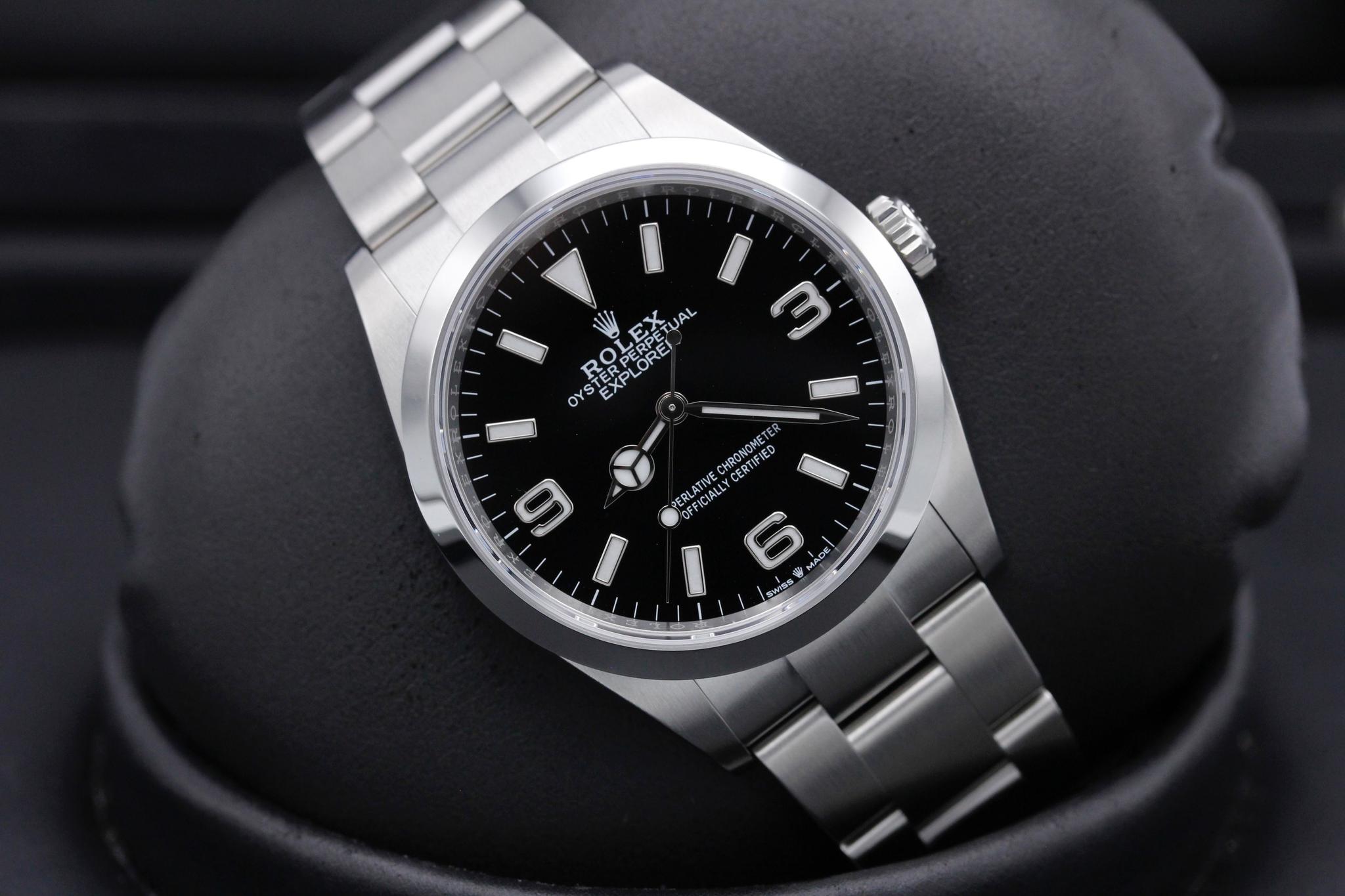 Watch Image 9