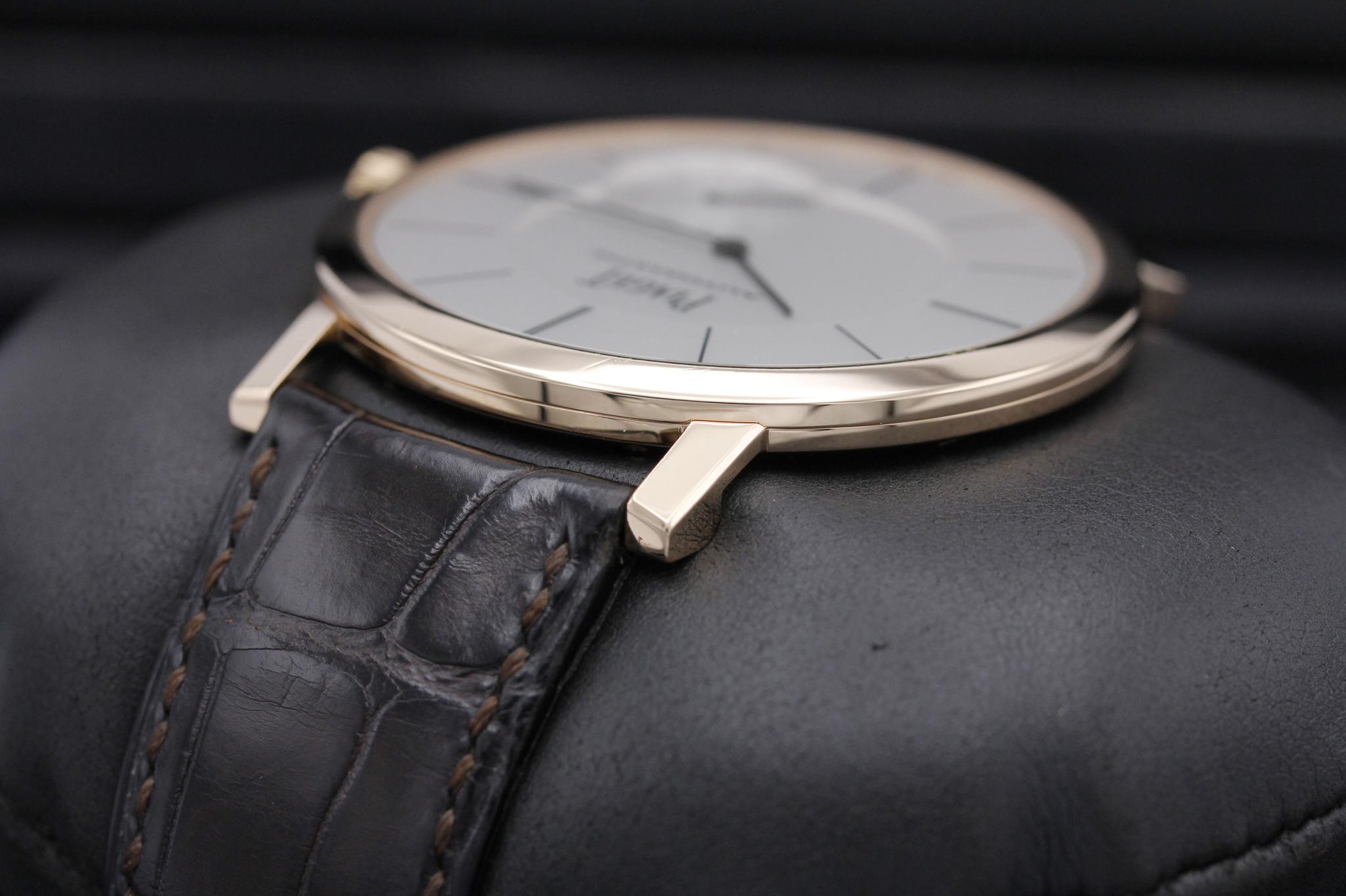 Watch Image 5
