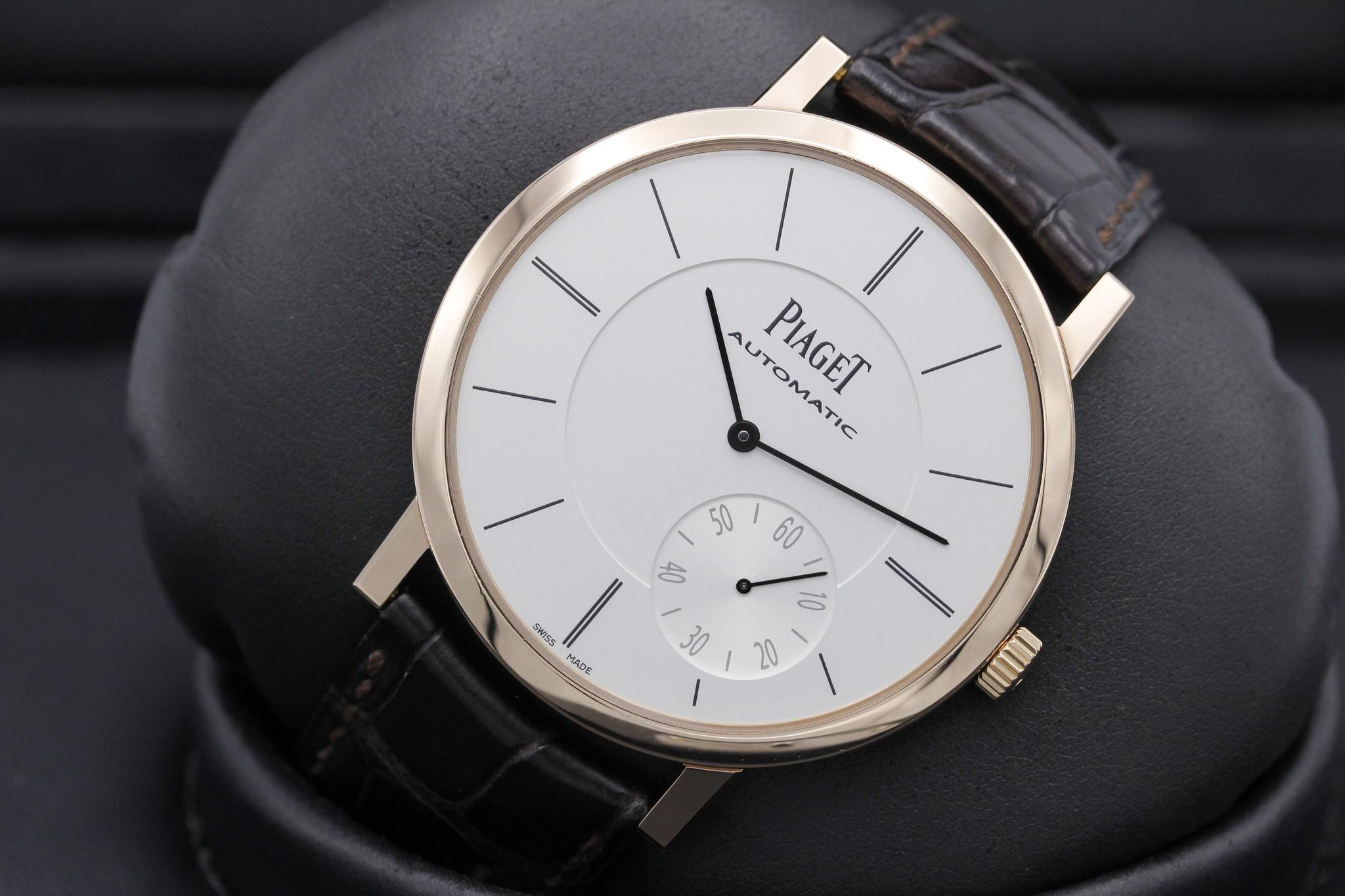 Watch Image 10