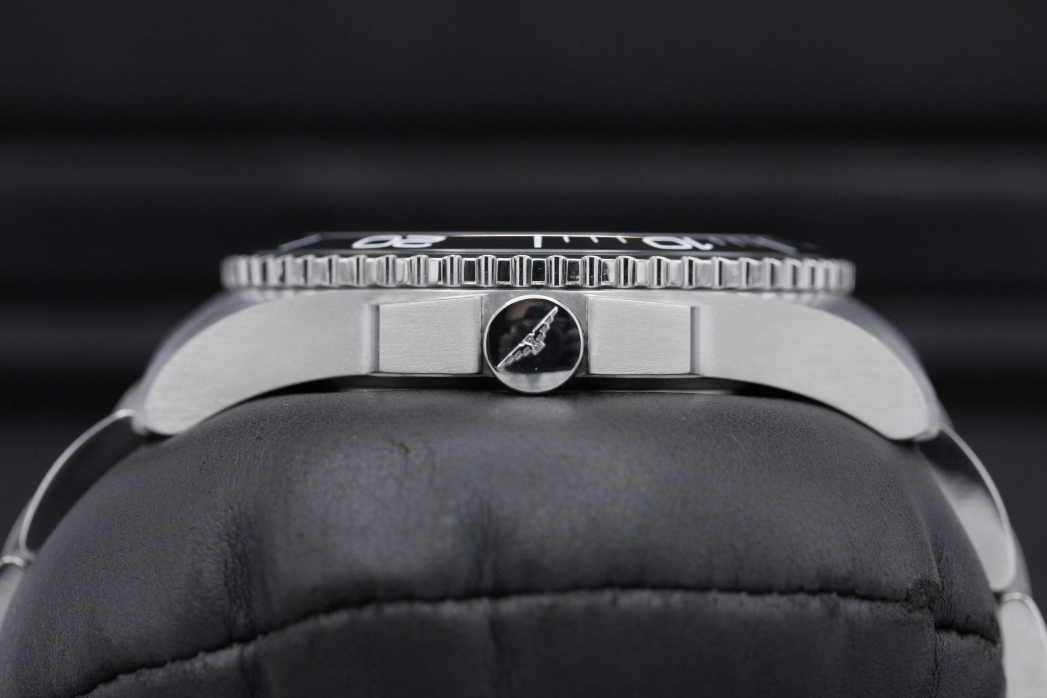 Watch Image 3
