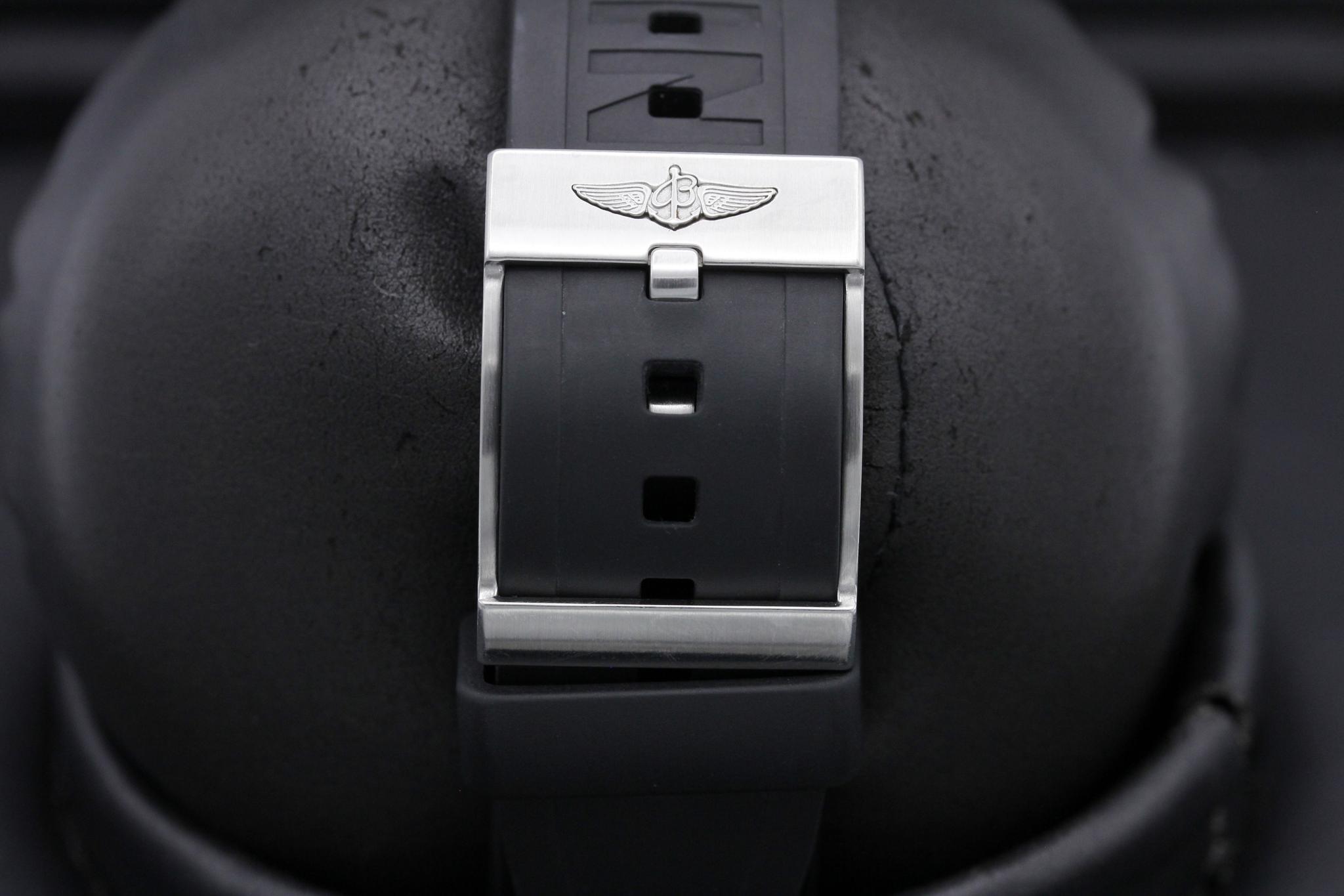 Watch Image 8