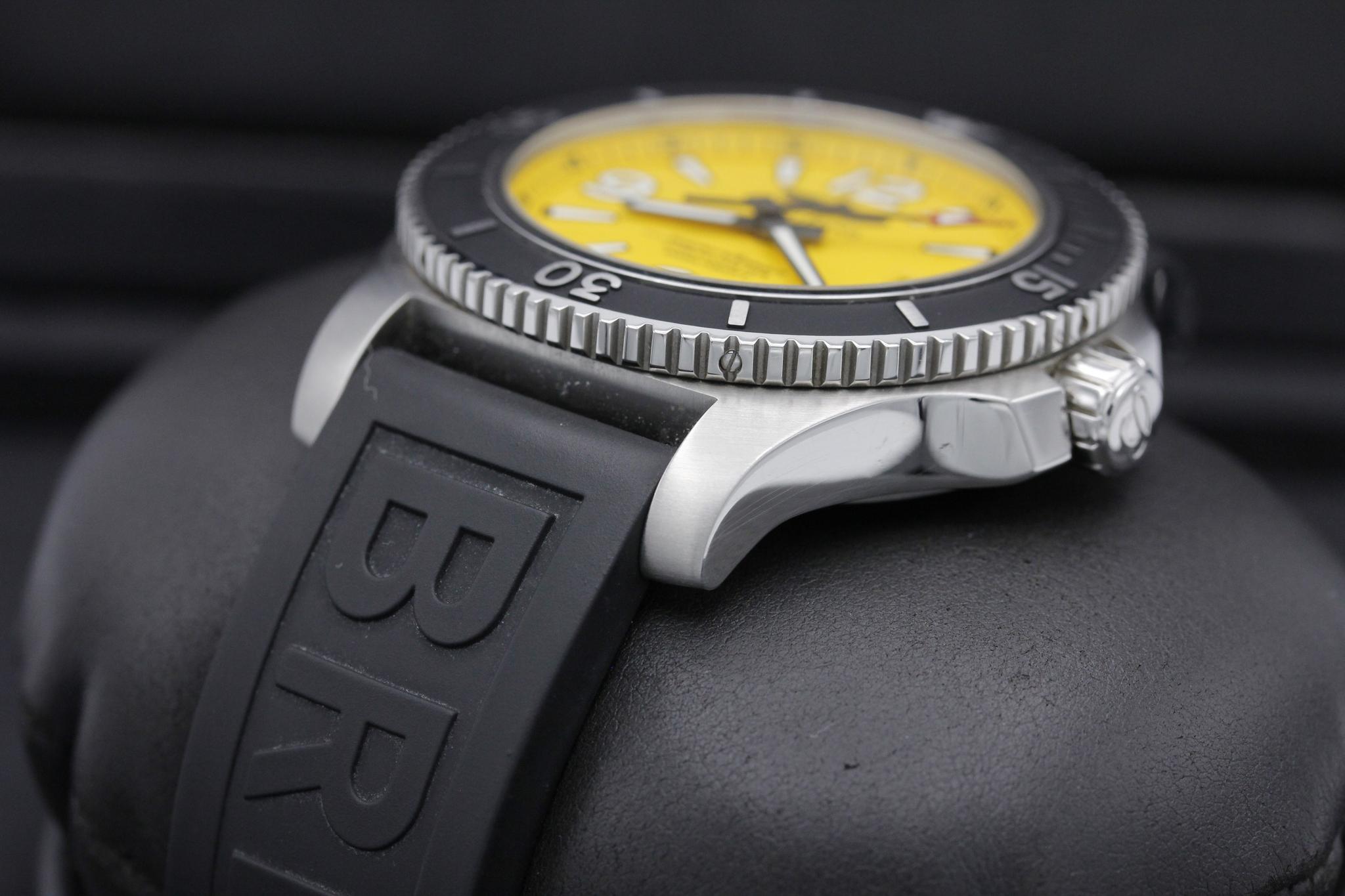 Watch Image 2