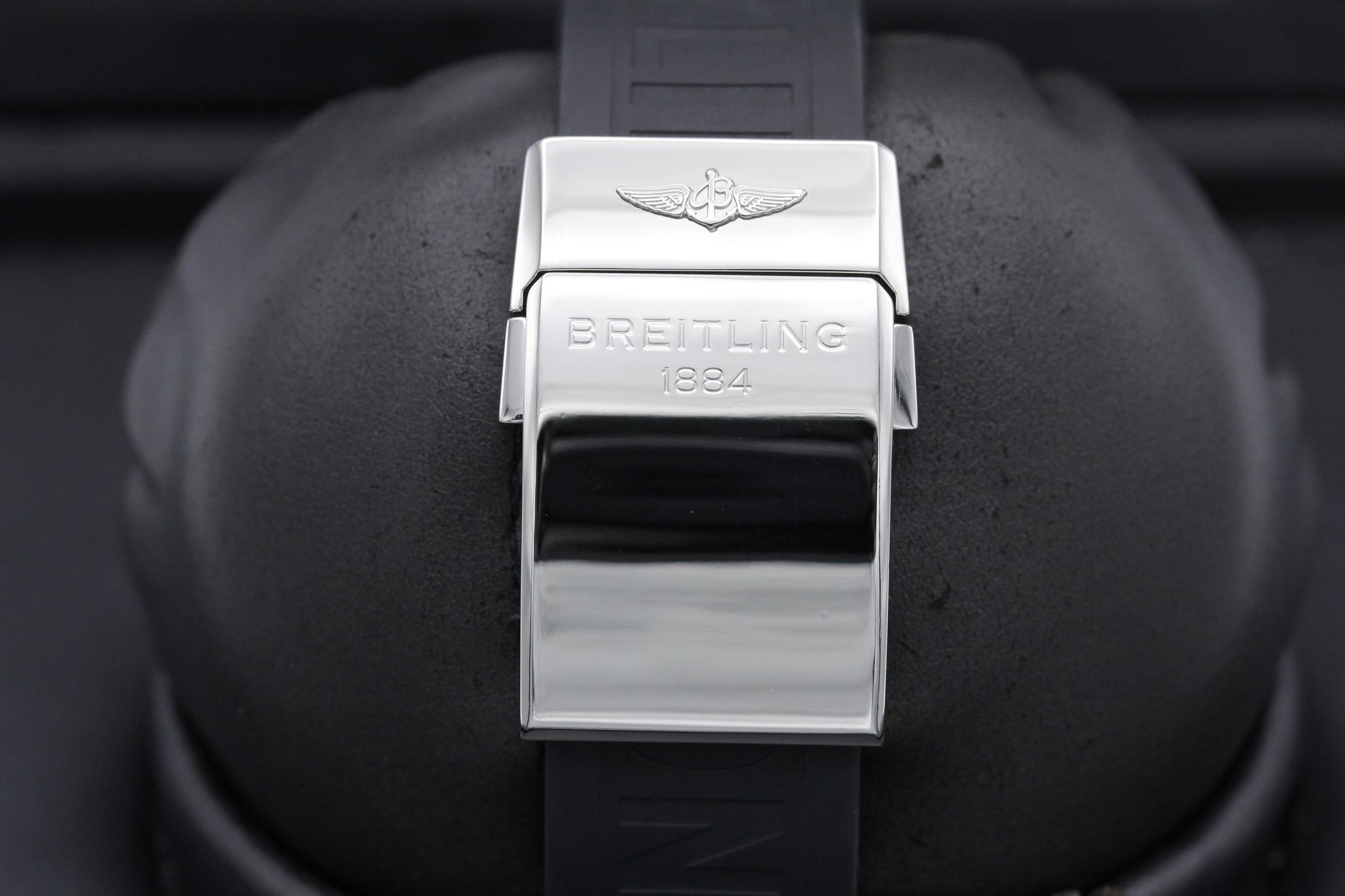 Watch Image 8
