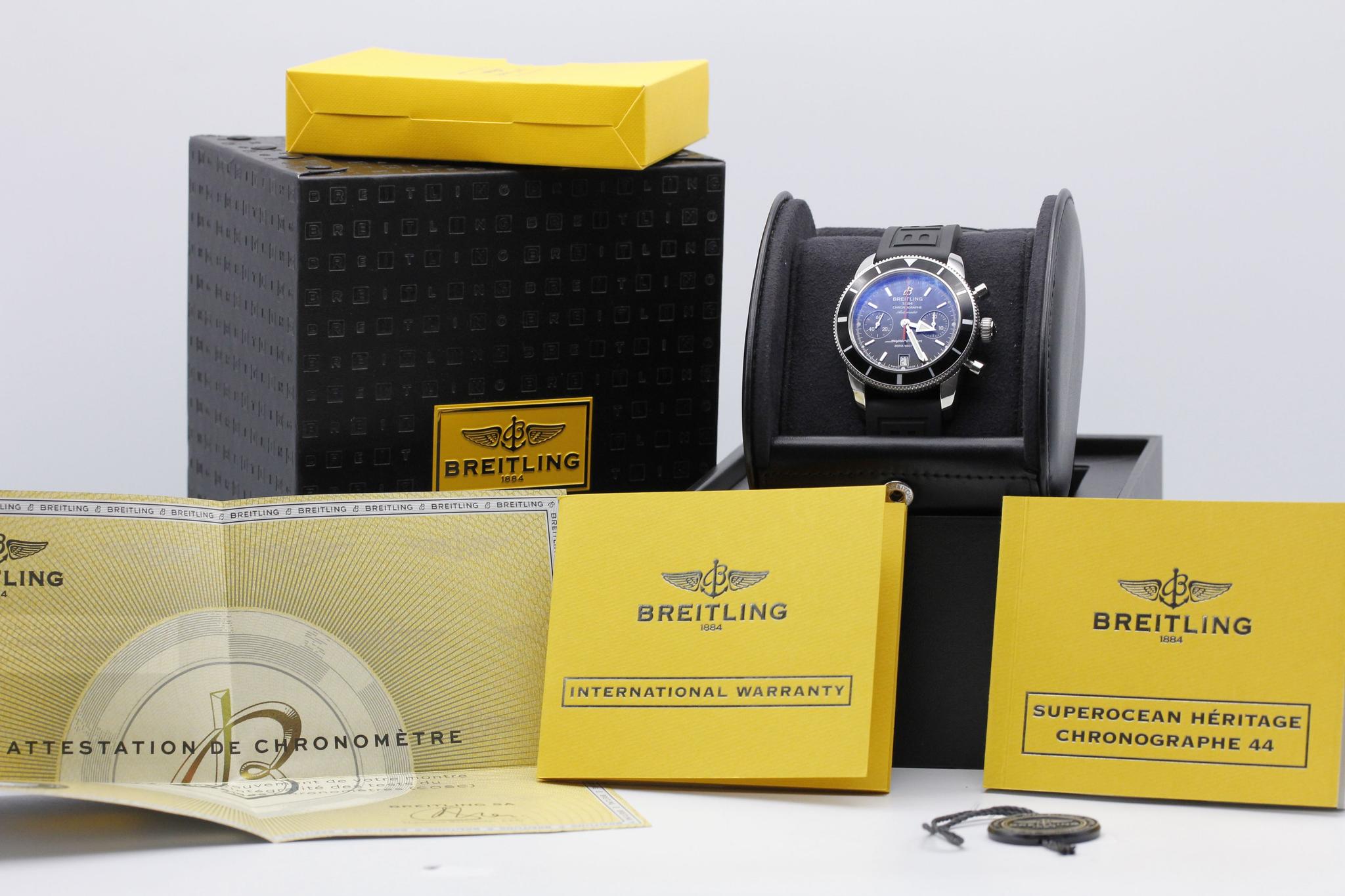 Watch Image 11
