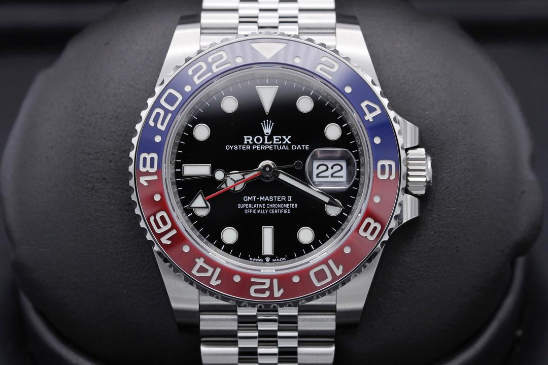 Rolex Gmt Master II "Pepsi" 126710BLRO
