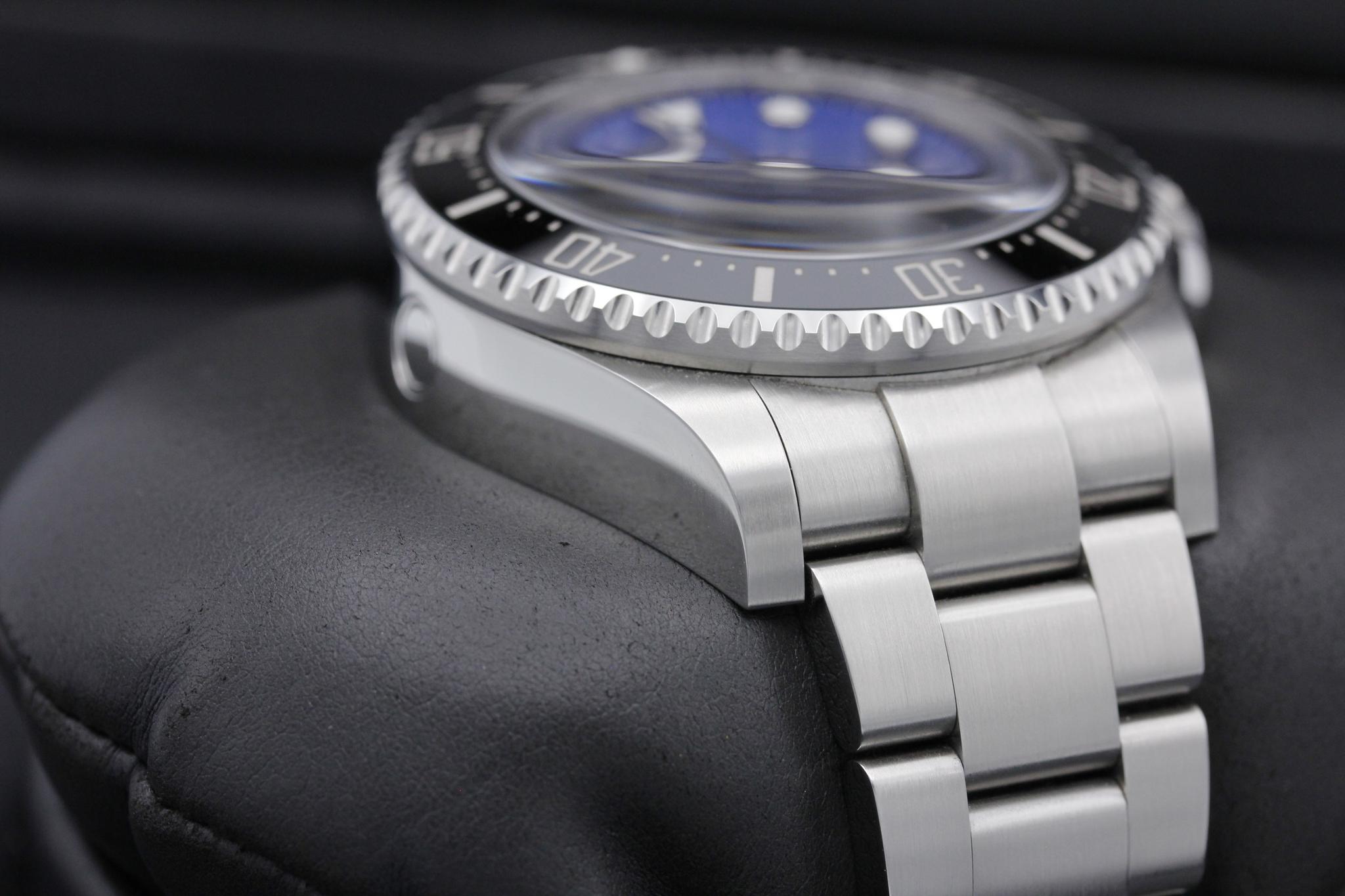 Watch Image 6