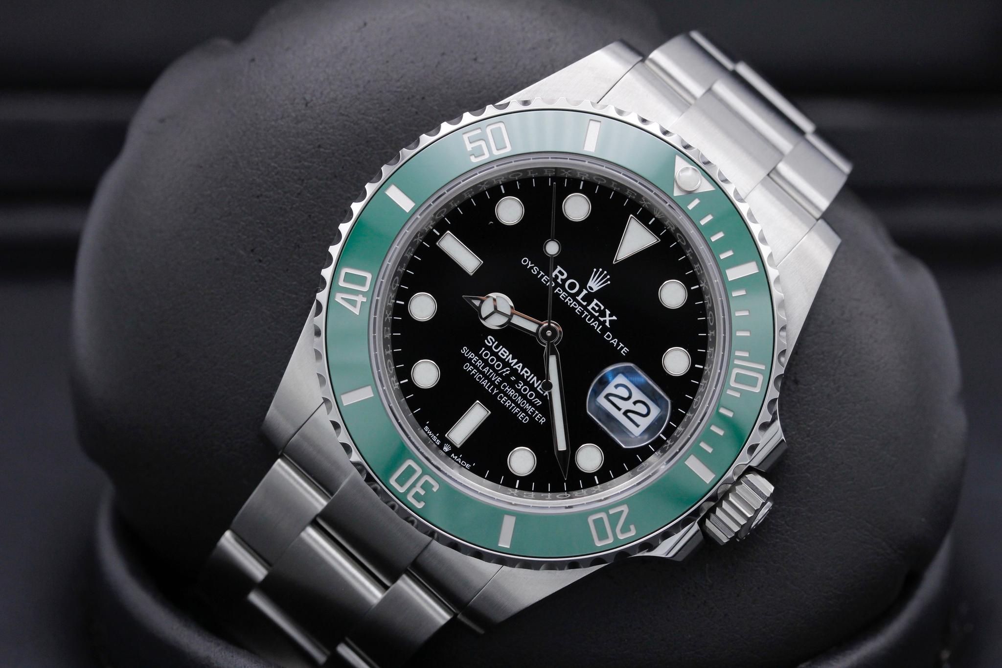 Watch Image 10