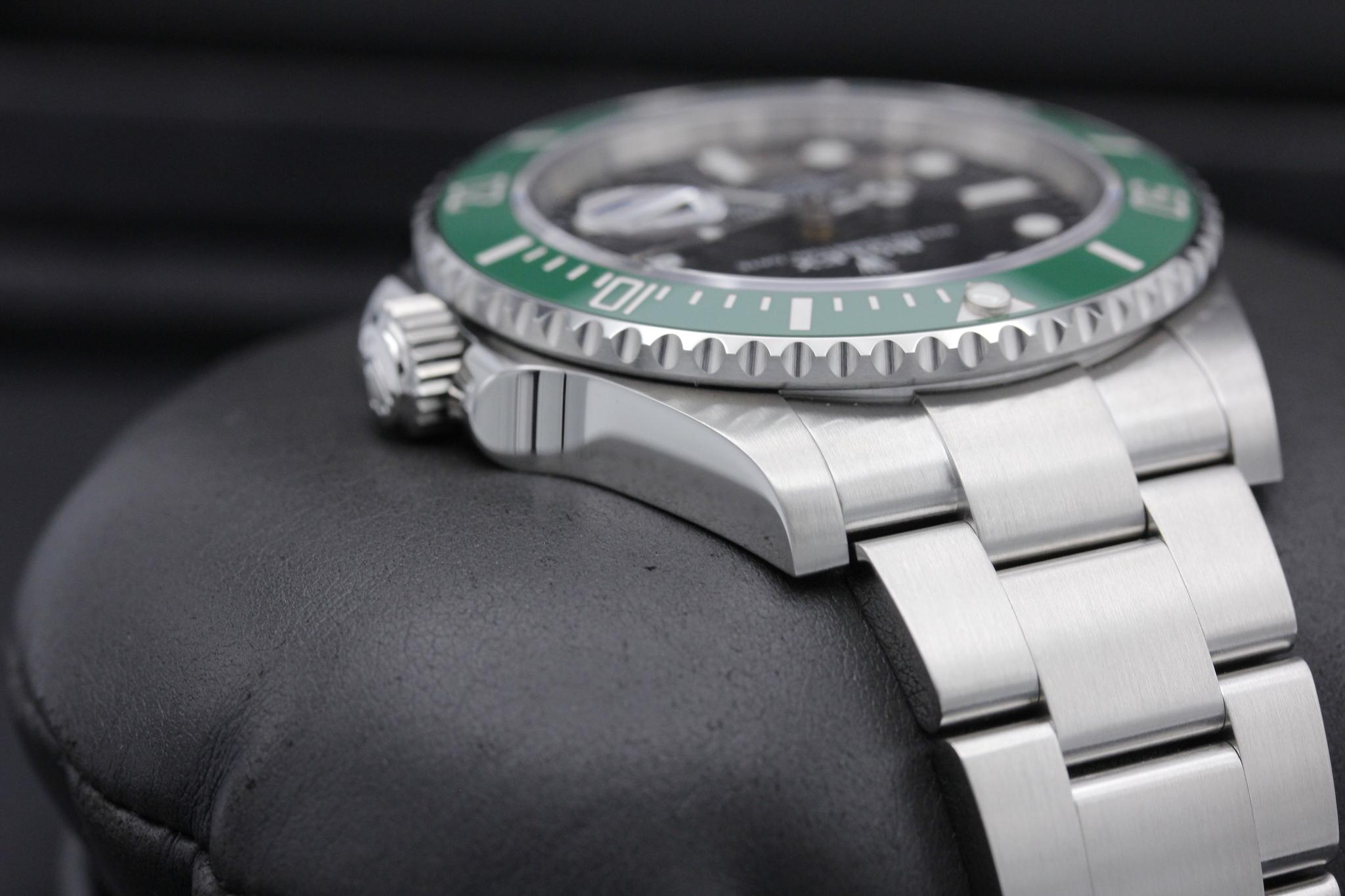 Watch Image 4