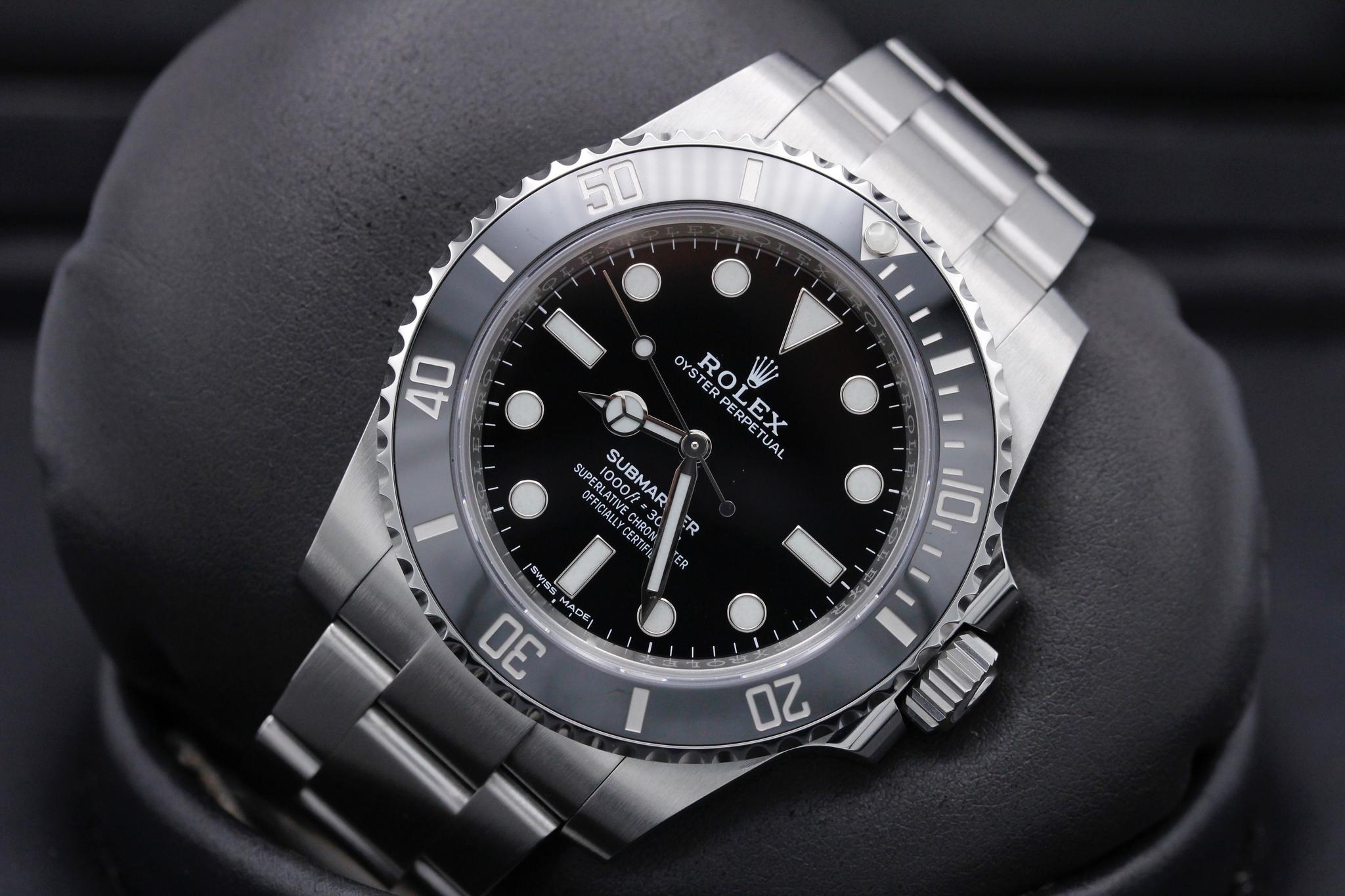 Watch Image 10