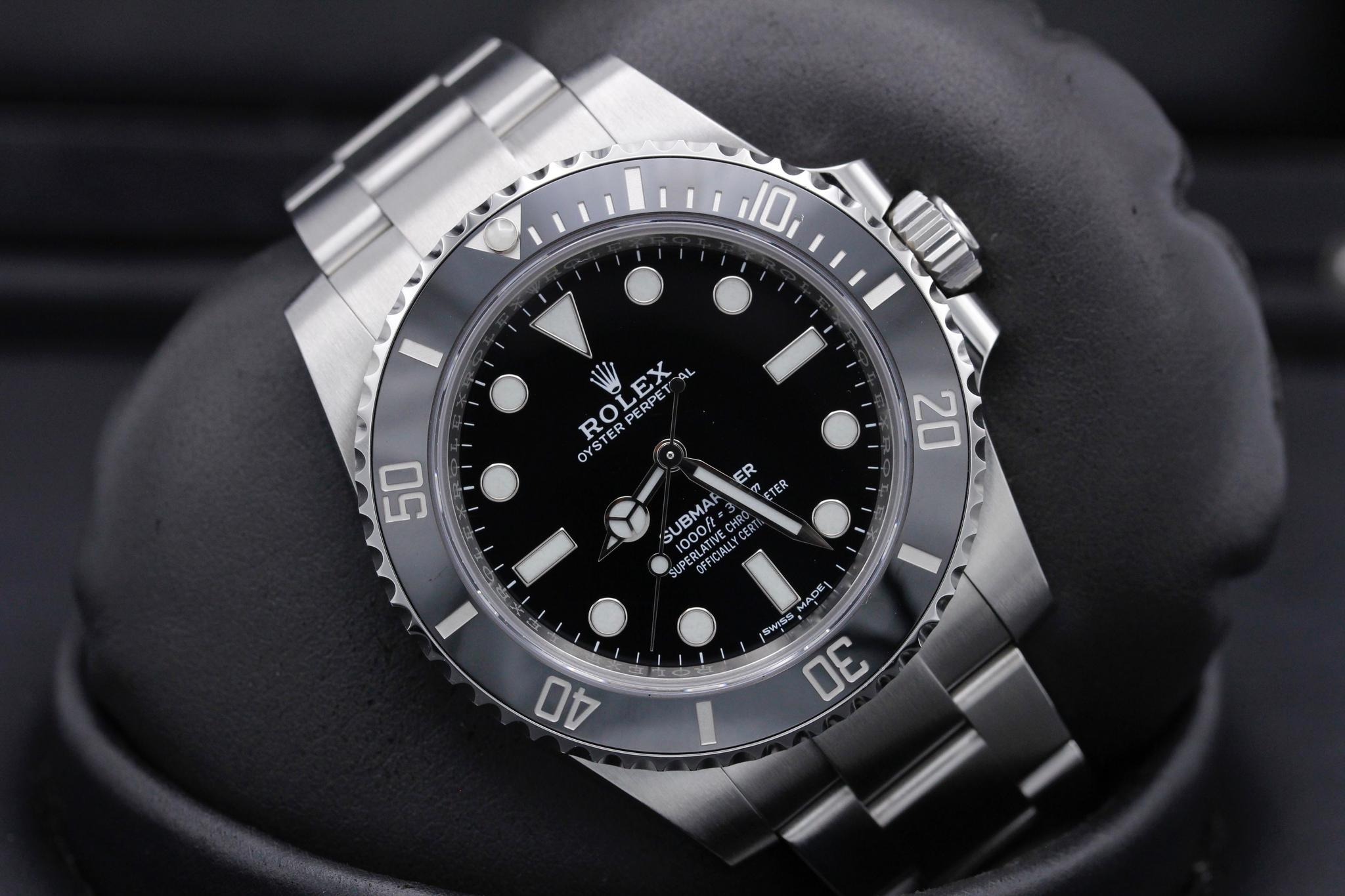 Watch Image 9