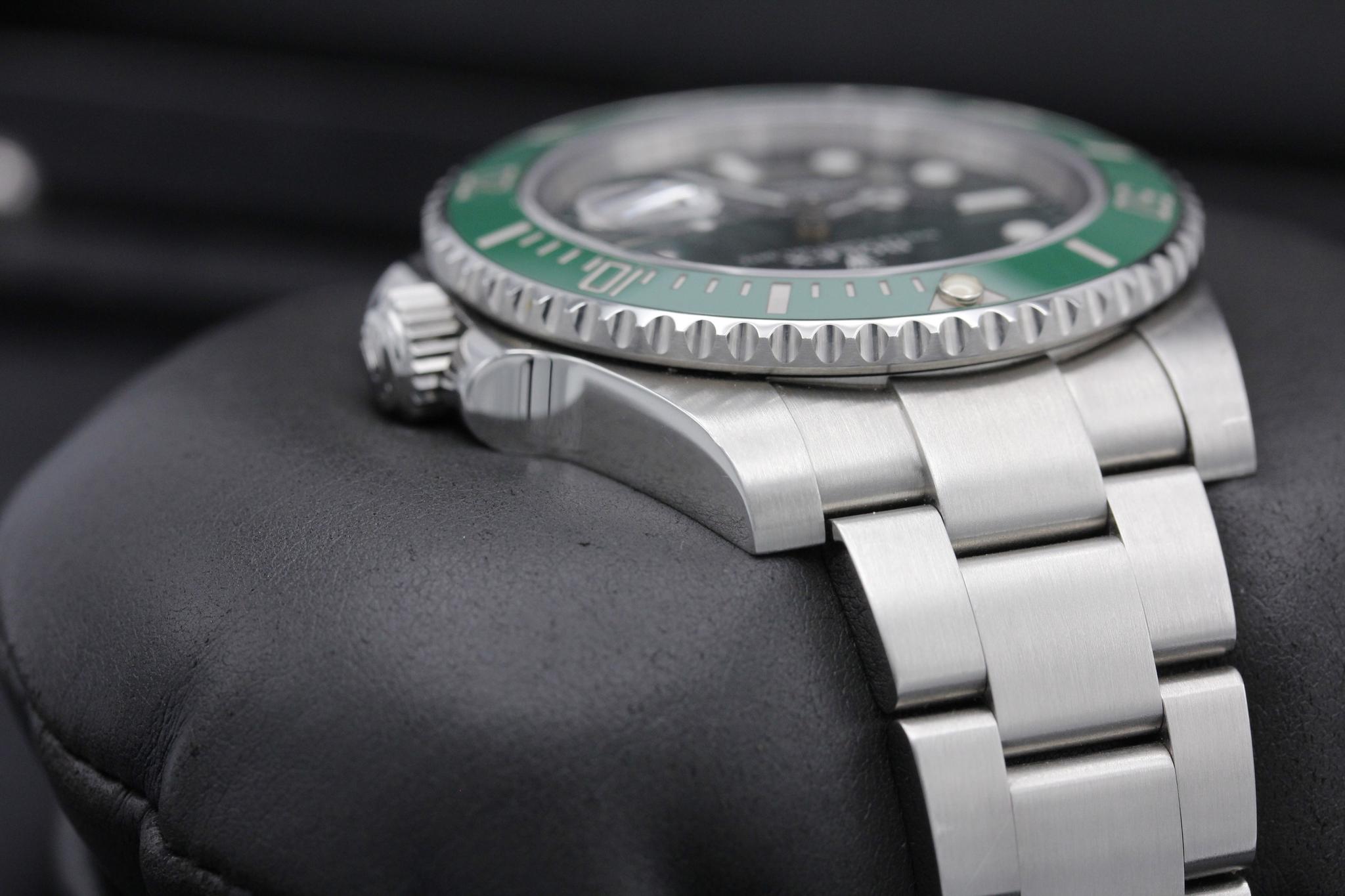 Watch Image 4