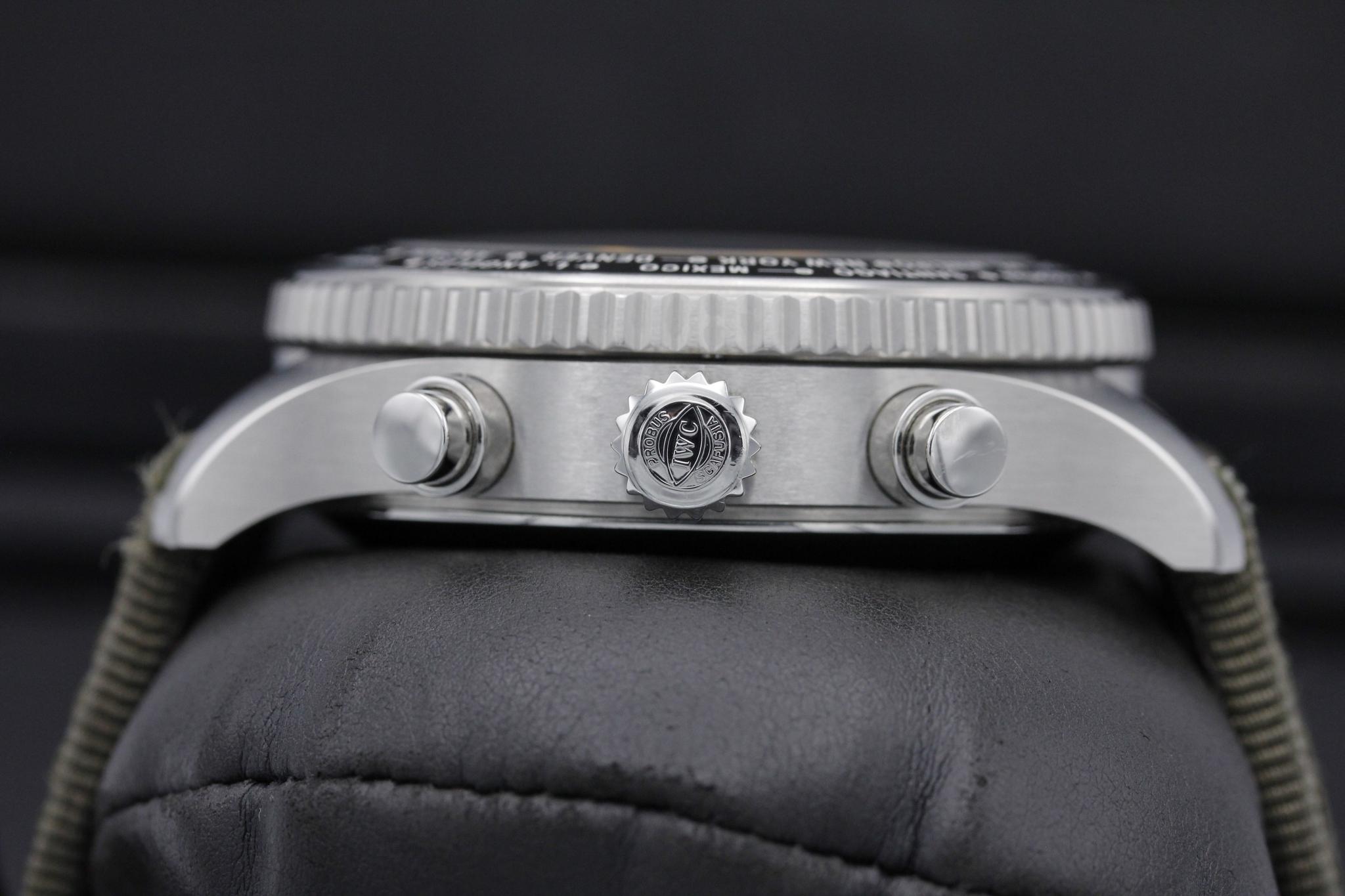 Watch Image 3