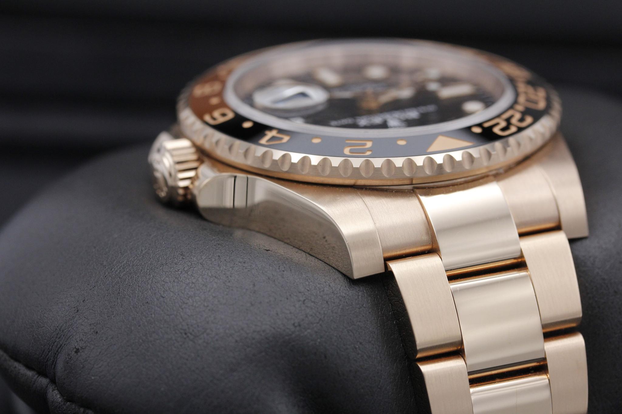 Watch Image 4