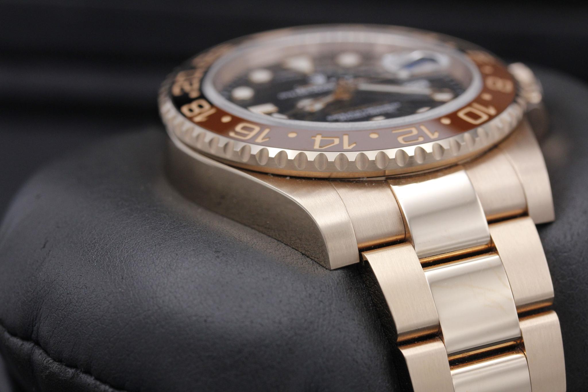 Watch Image 6