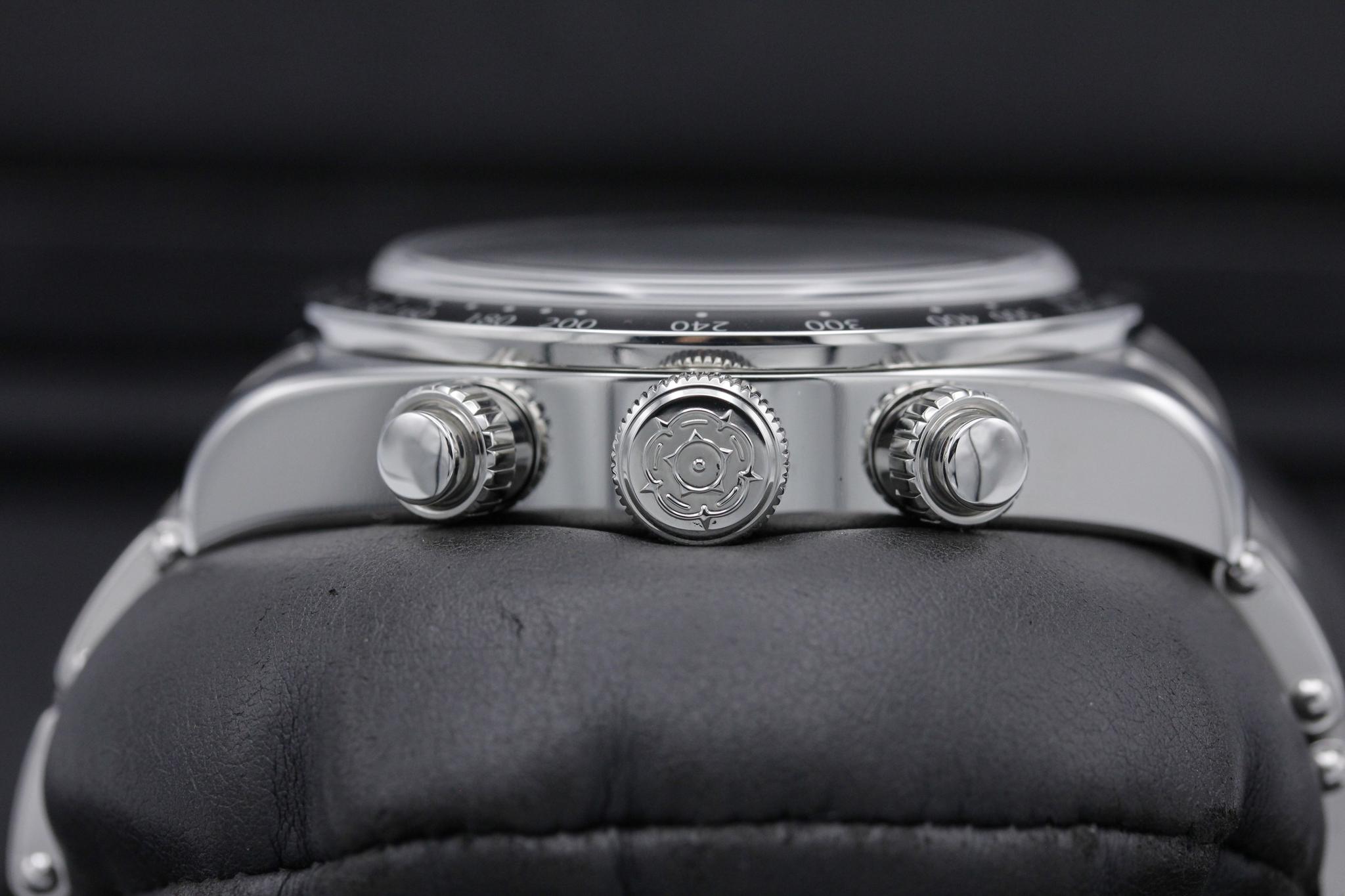 Watch Image 3