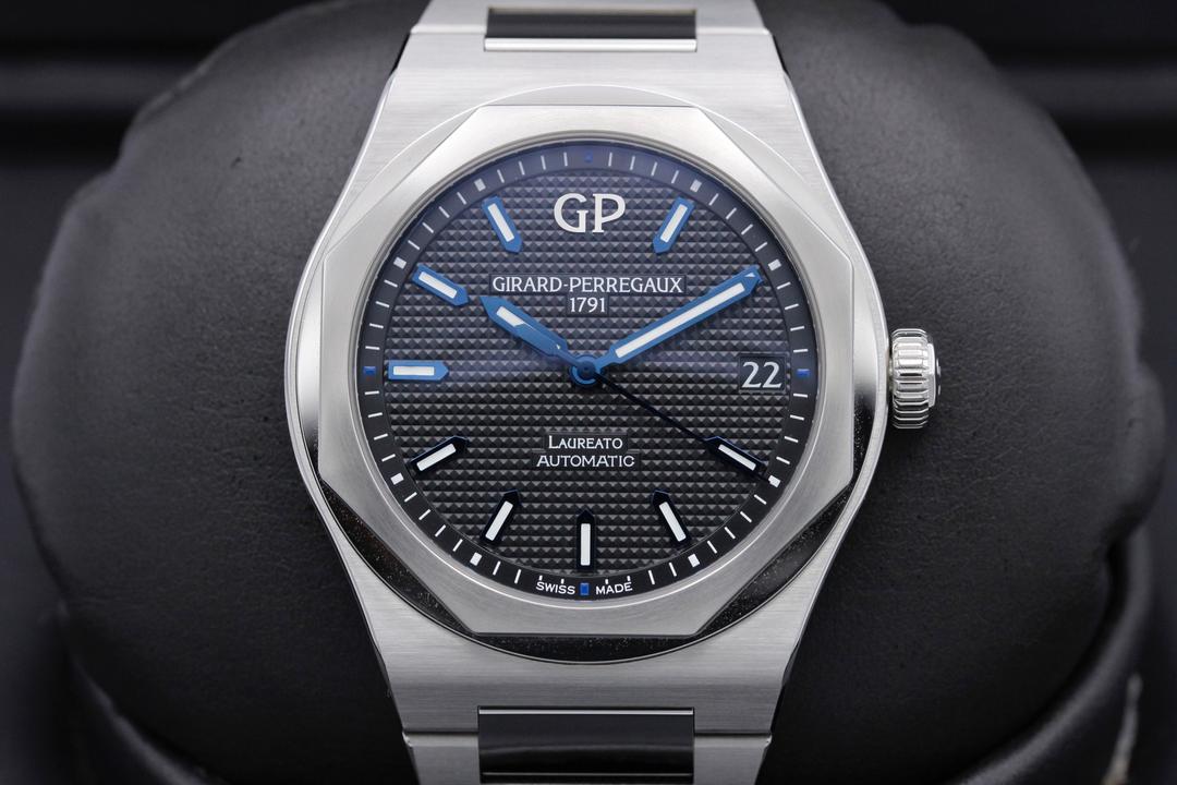 Girard Perregaux Laureato 81010-11-191511A