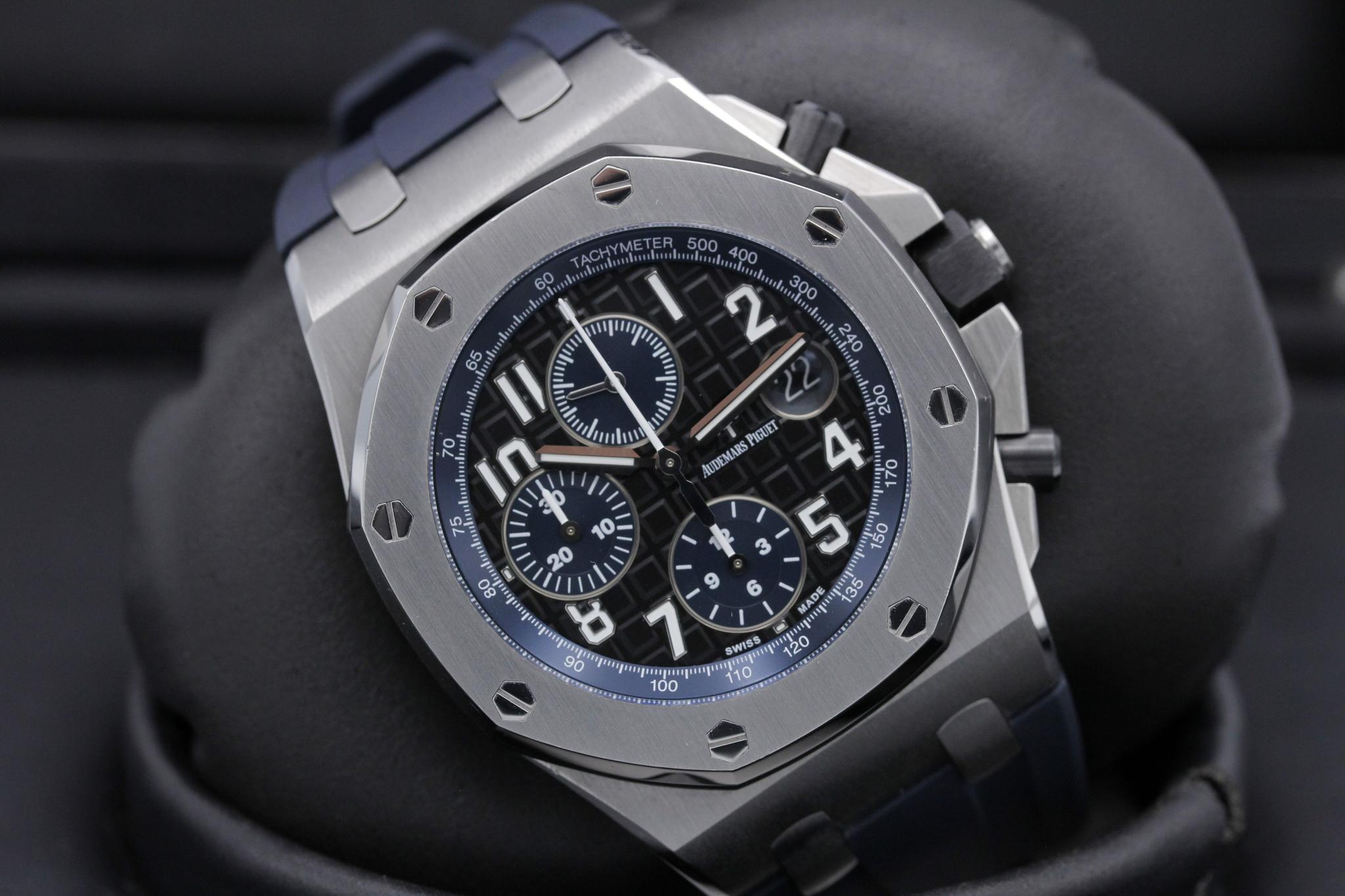 Watch Image 9