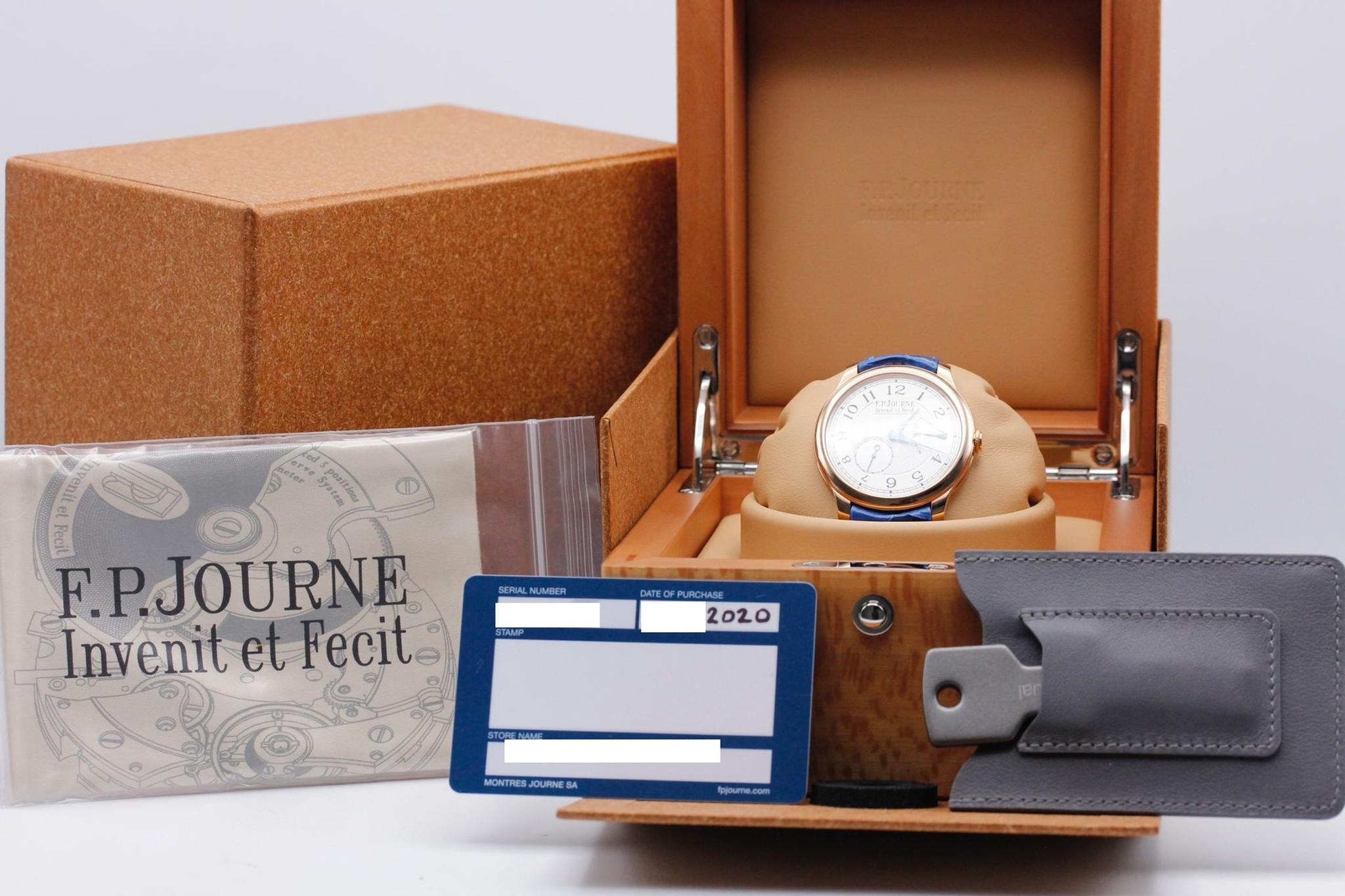 Watch Image 11