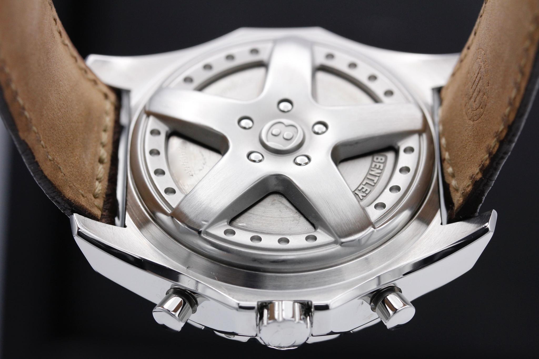 Watch Image 7
