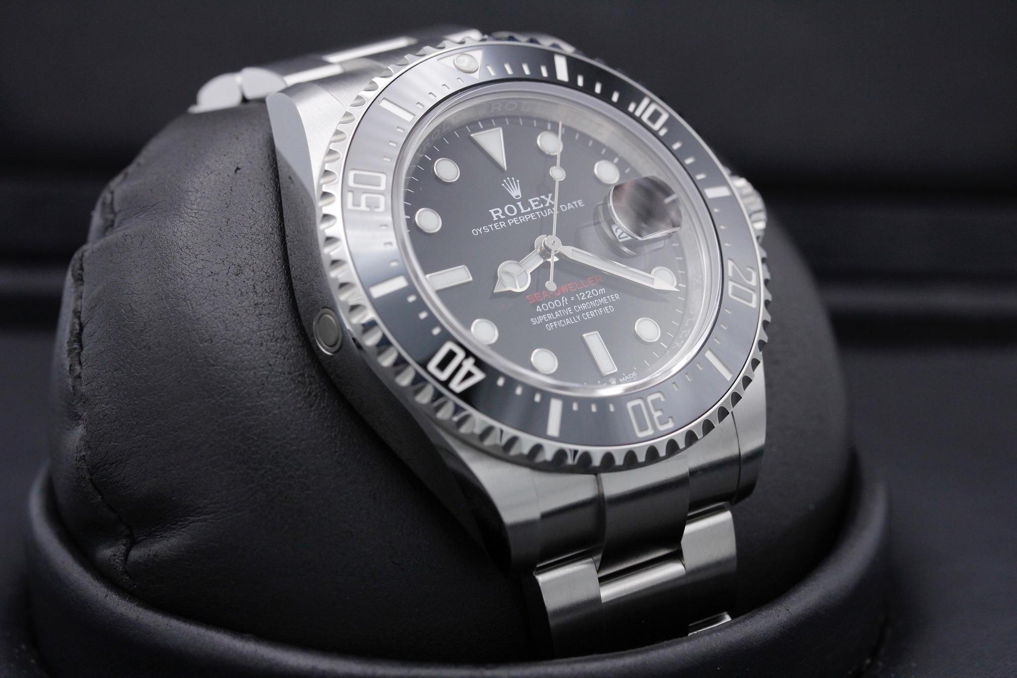 Watch Image 10