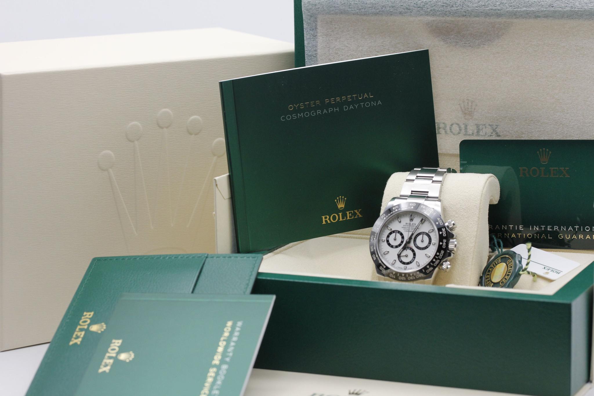 Watch Image 11