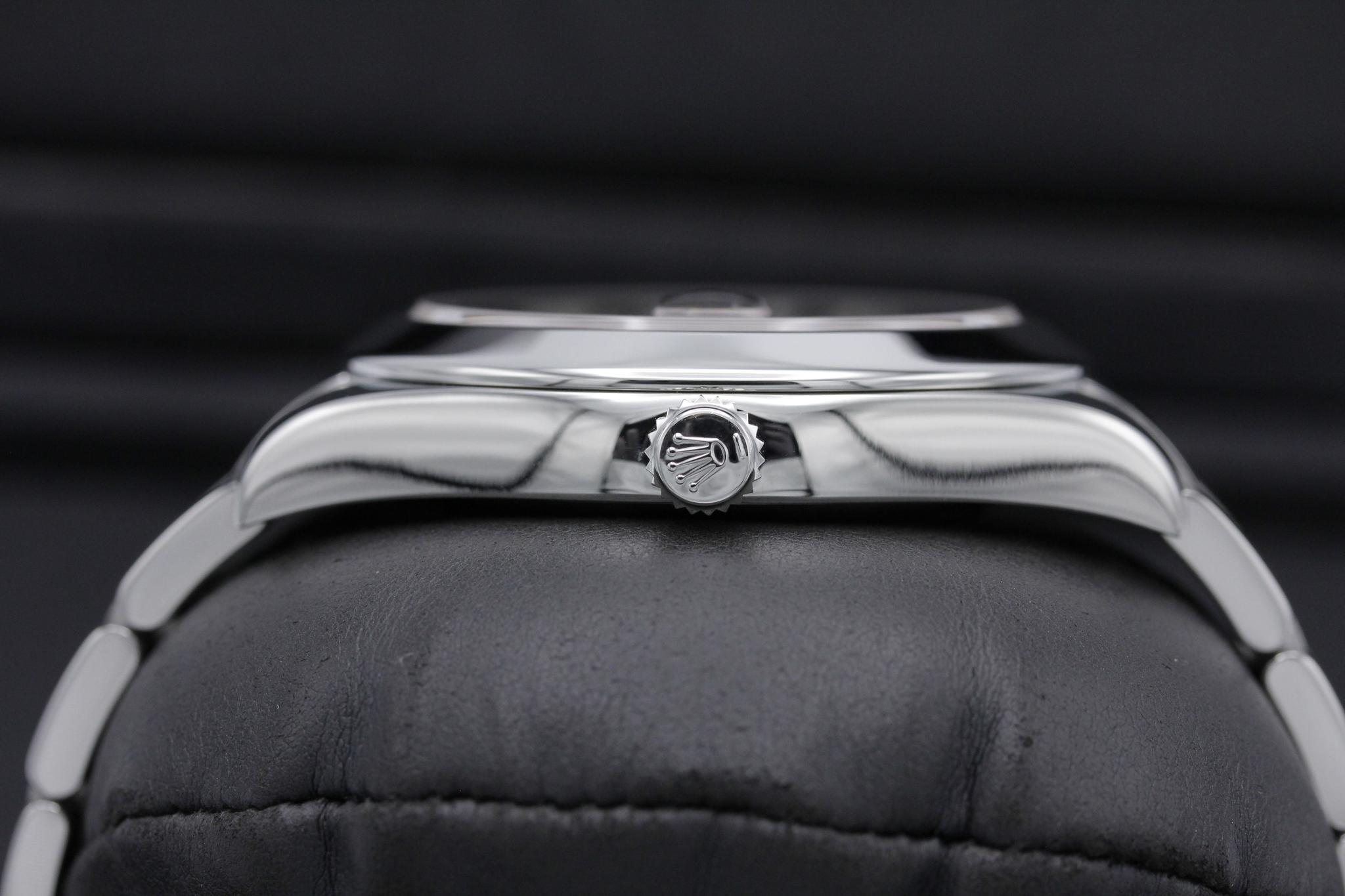 Watch Image 3