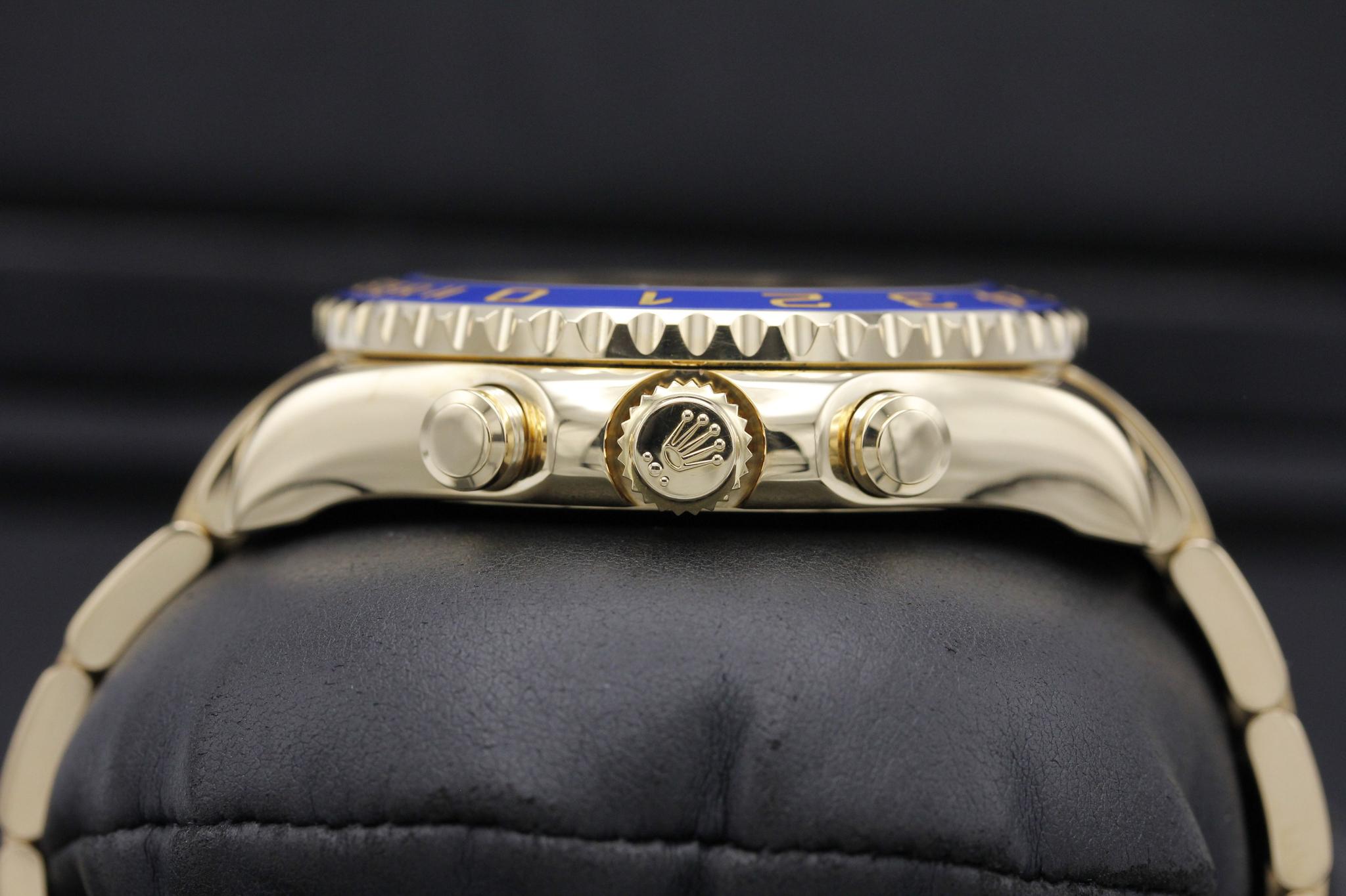 Watch Image 3