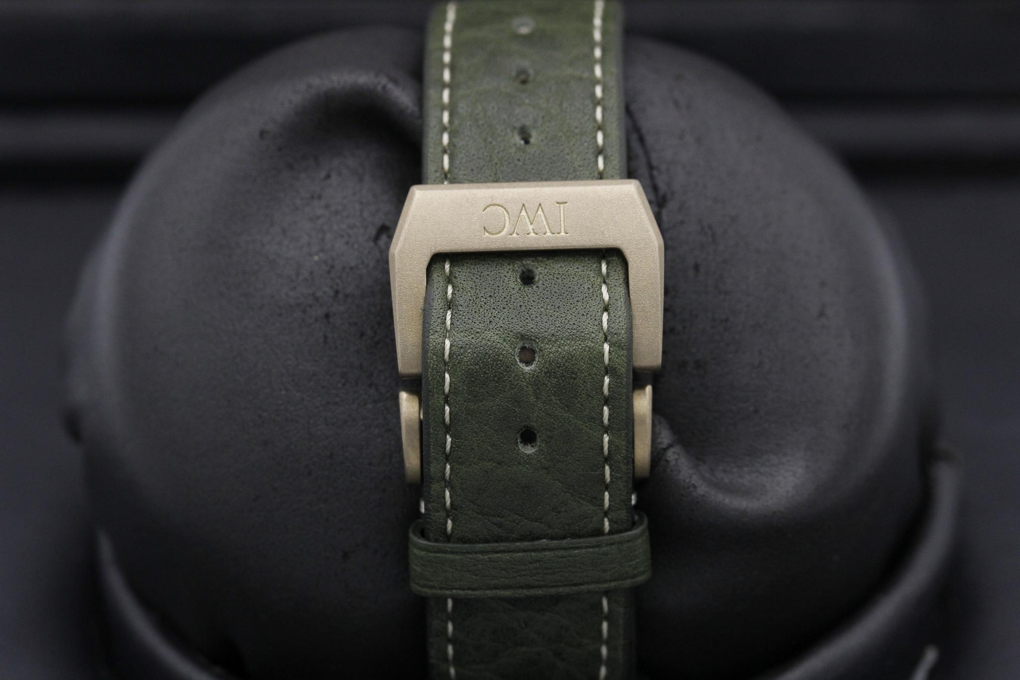 Watch Image 8