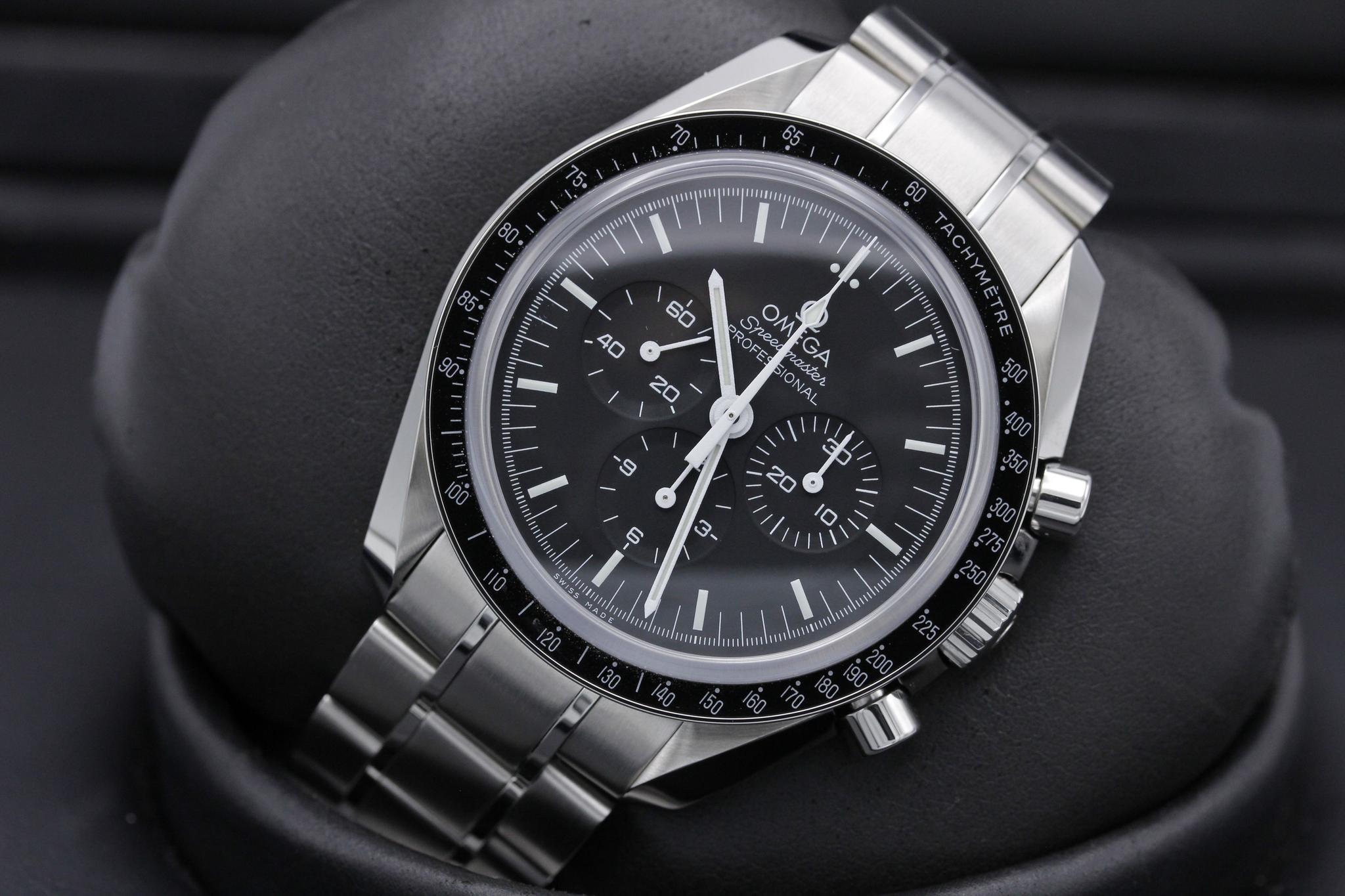 Watch Image 10