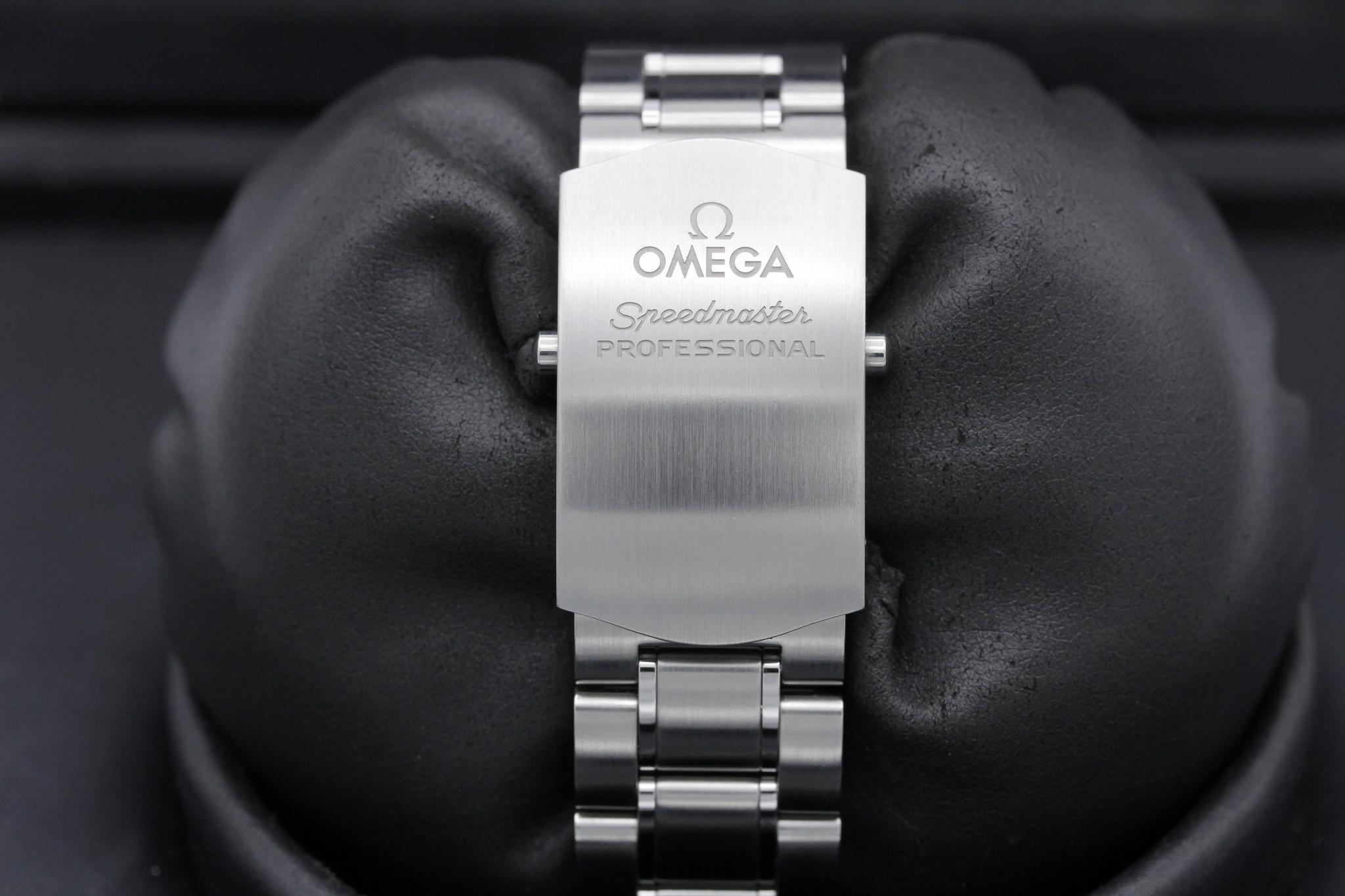 Watch Image 8