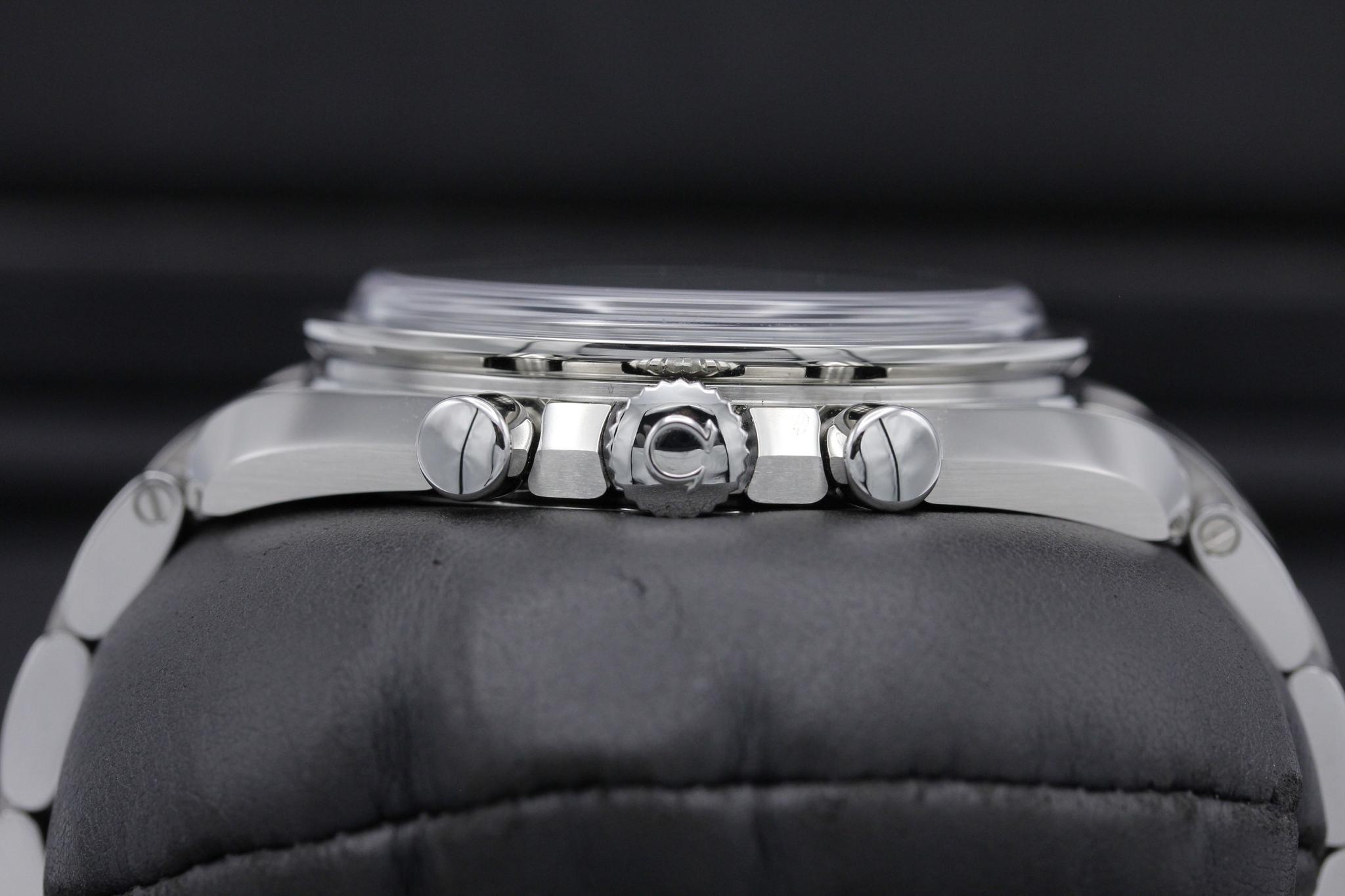 Watch Image 3