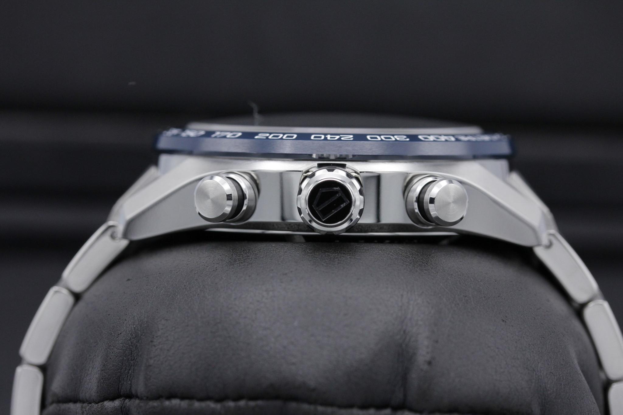 Watch Image 3