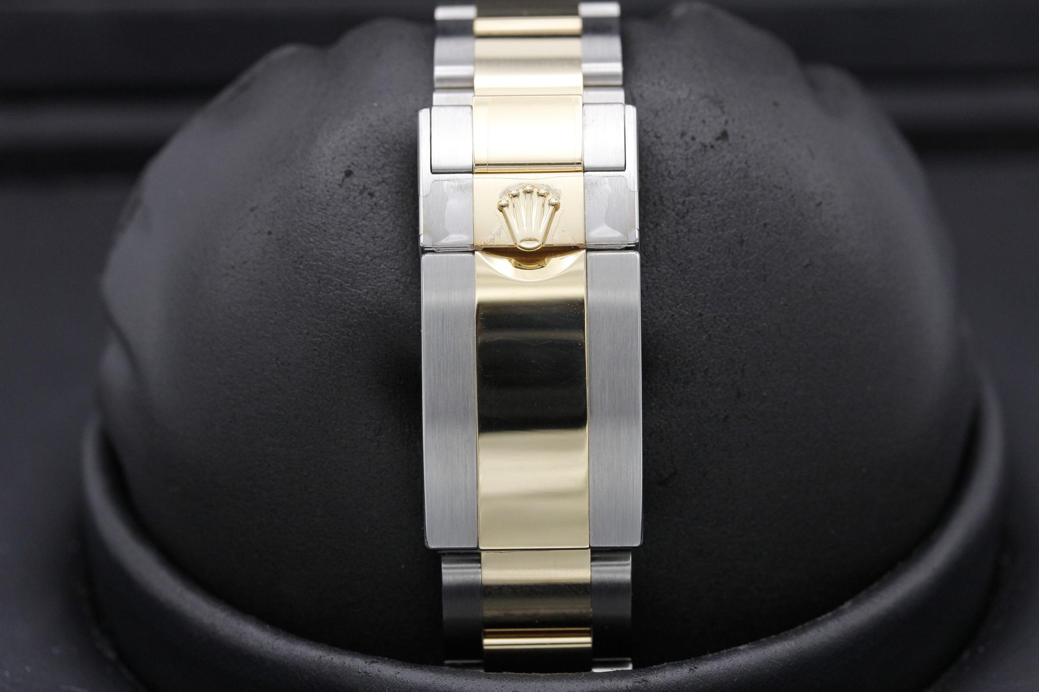 Watch Image 8