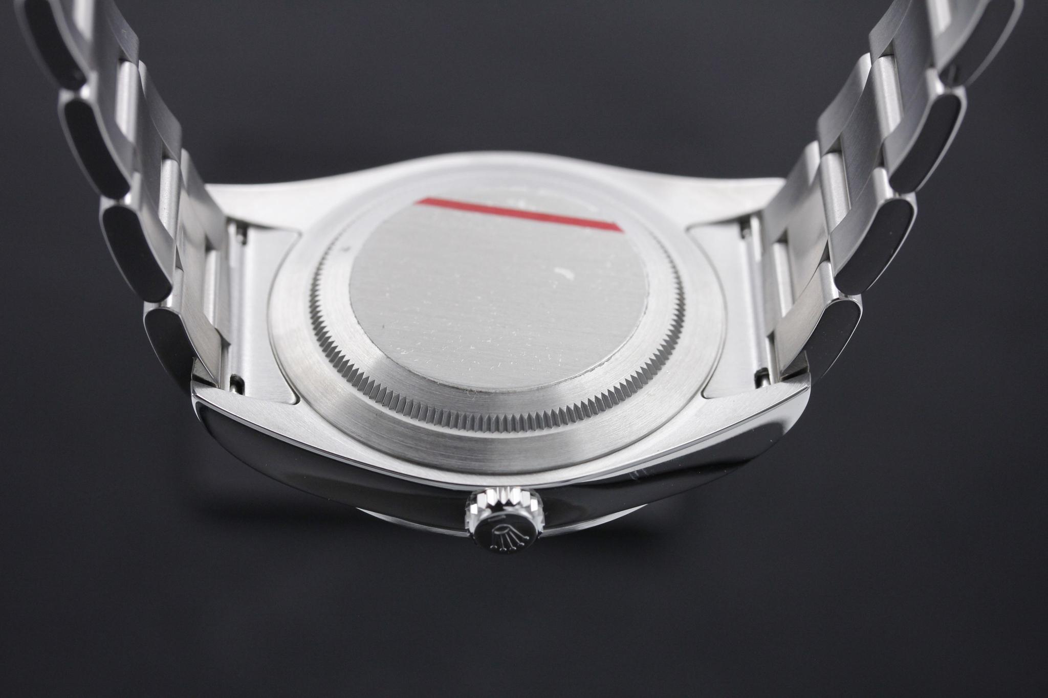 Watch Image 7