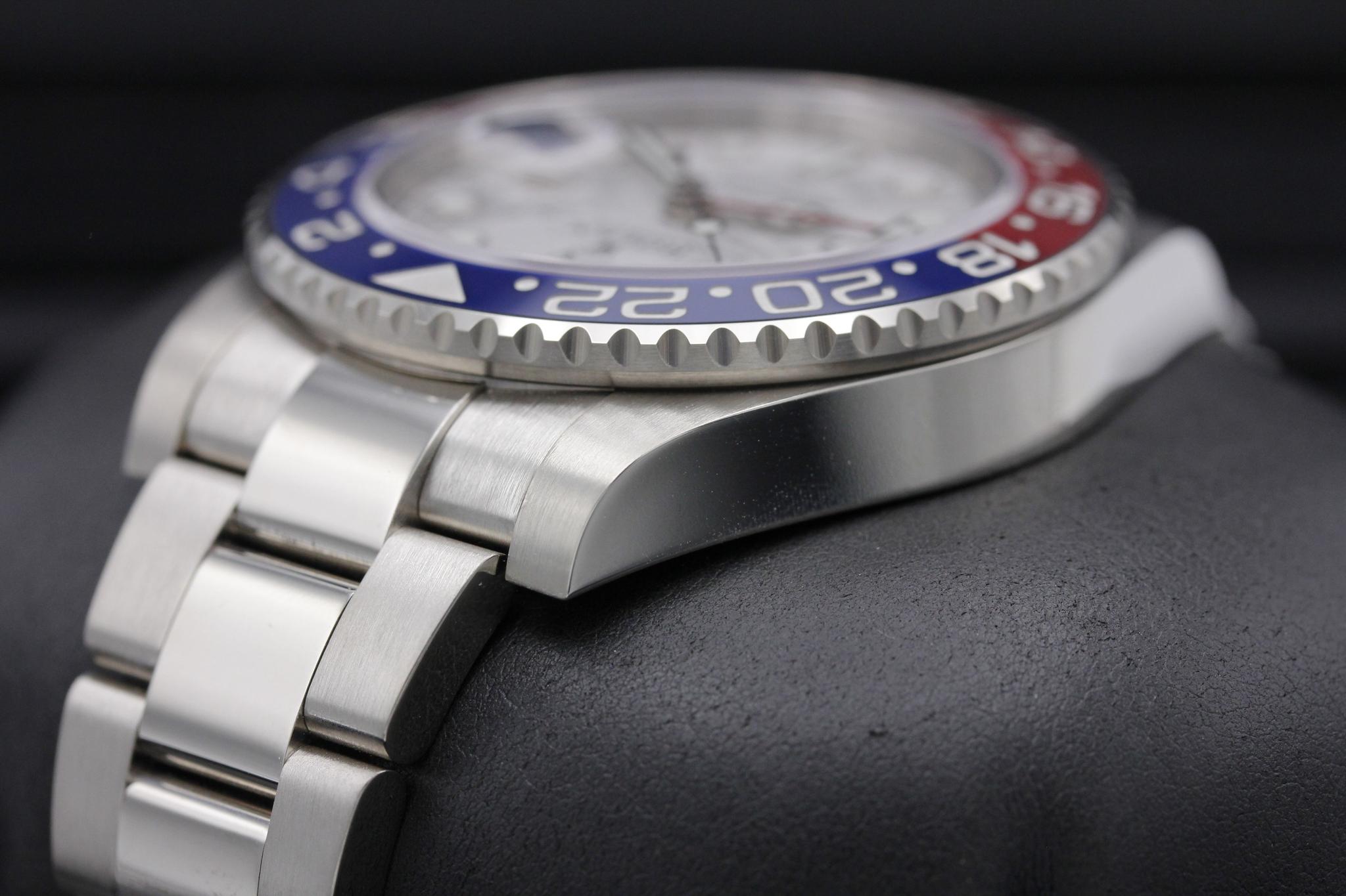 Watch Image 6