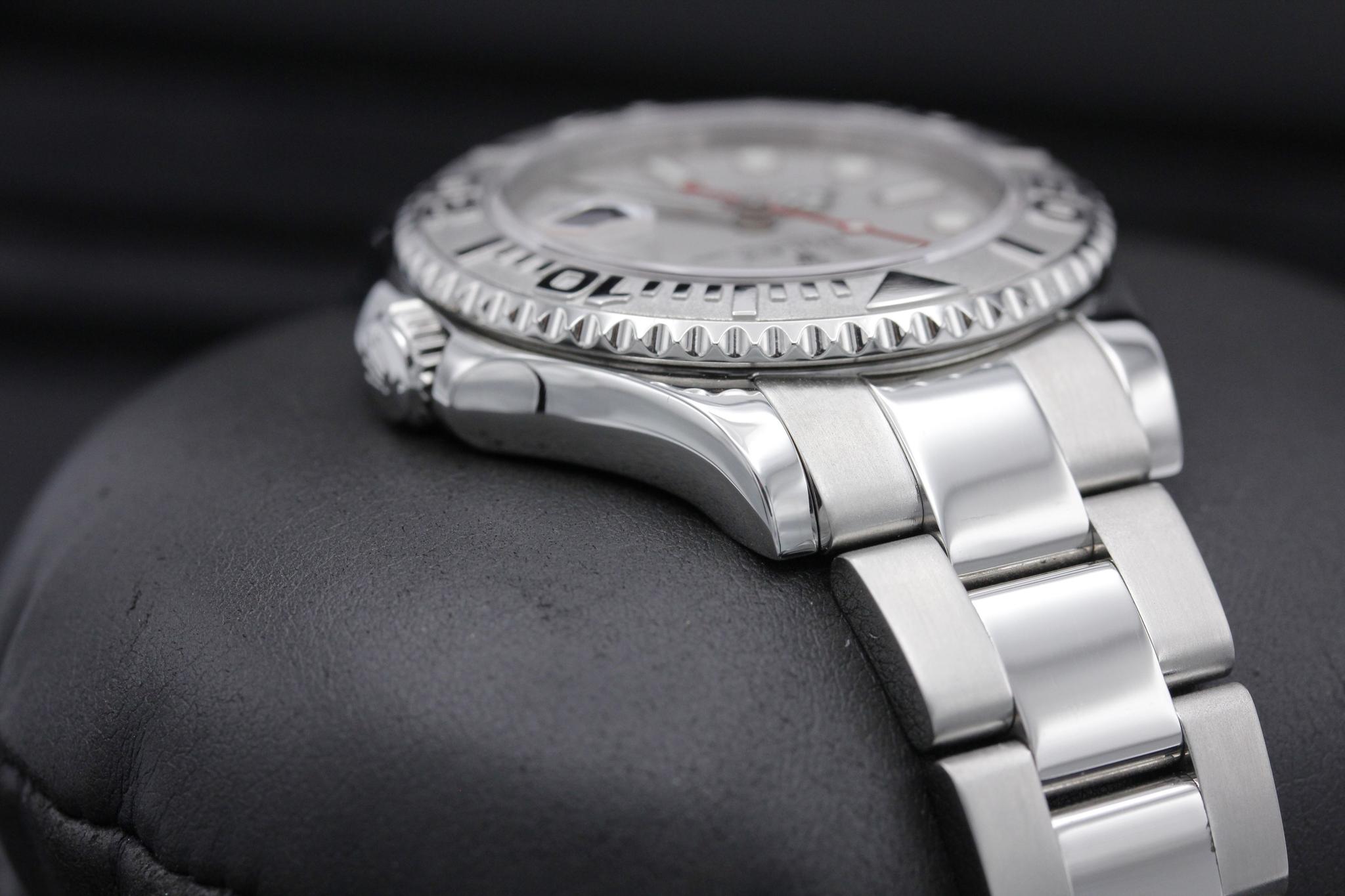 Watch Image 4