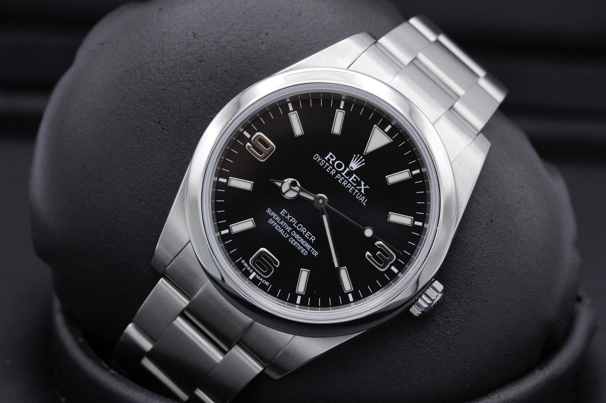 Watch Image 10