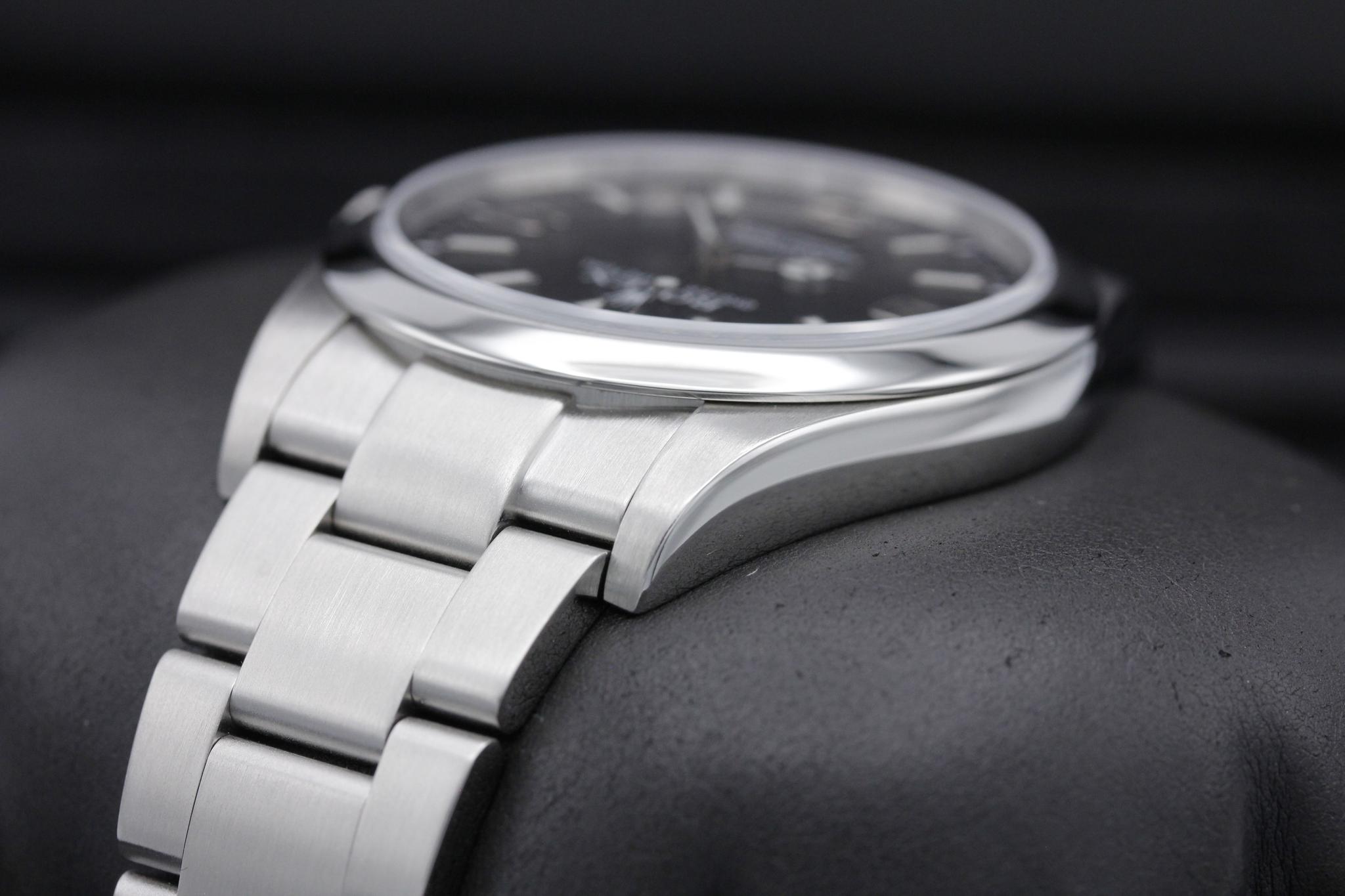 Watch Image 5