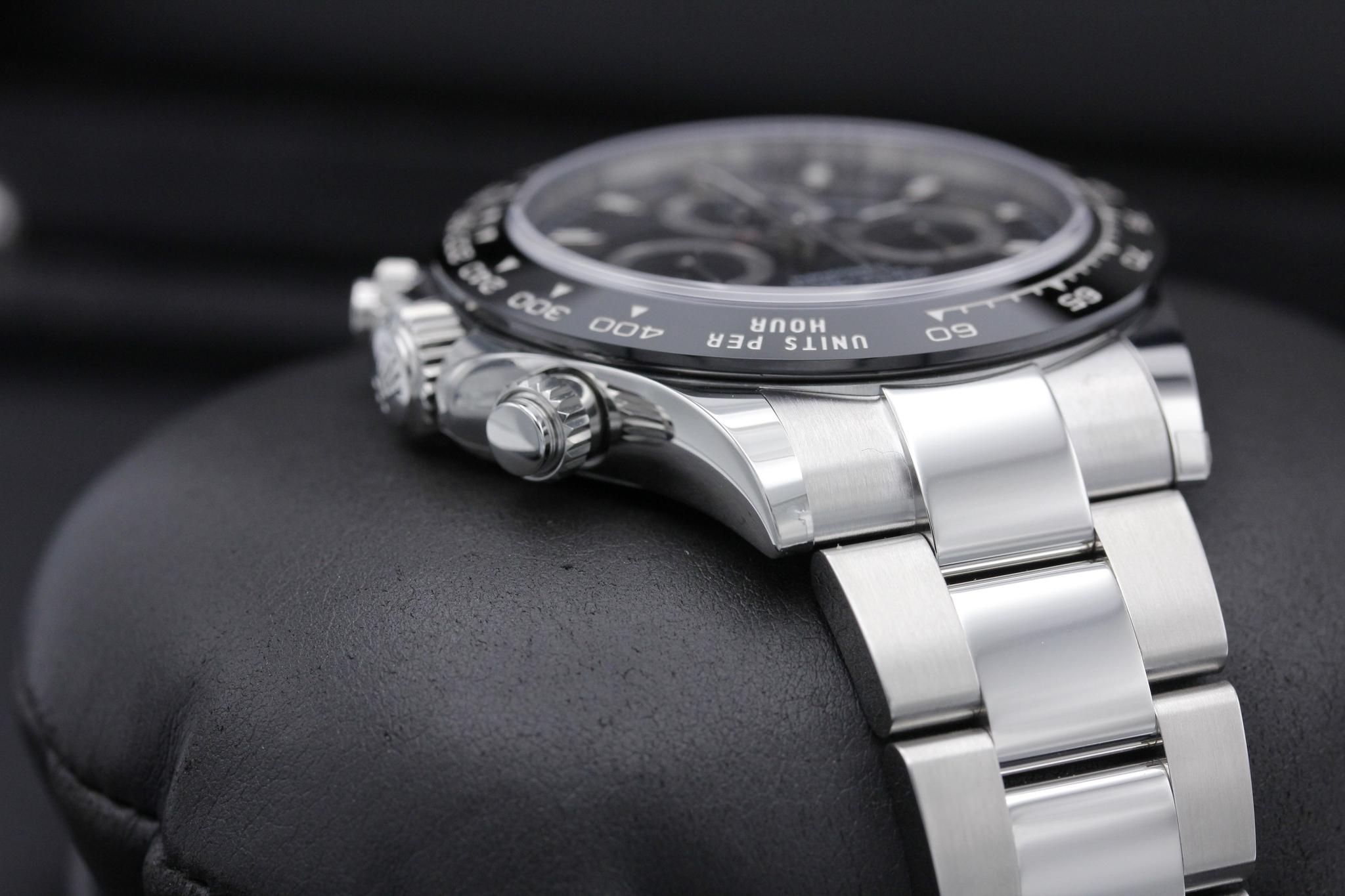Watch Image 6