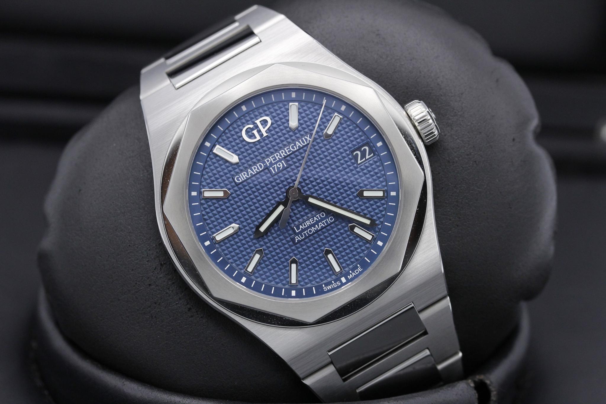 Watch Image 9