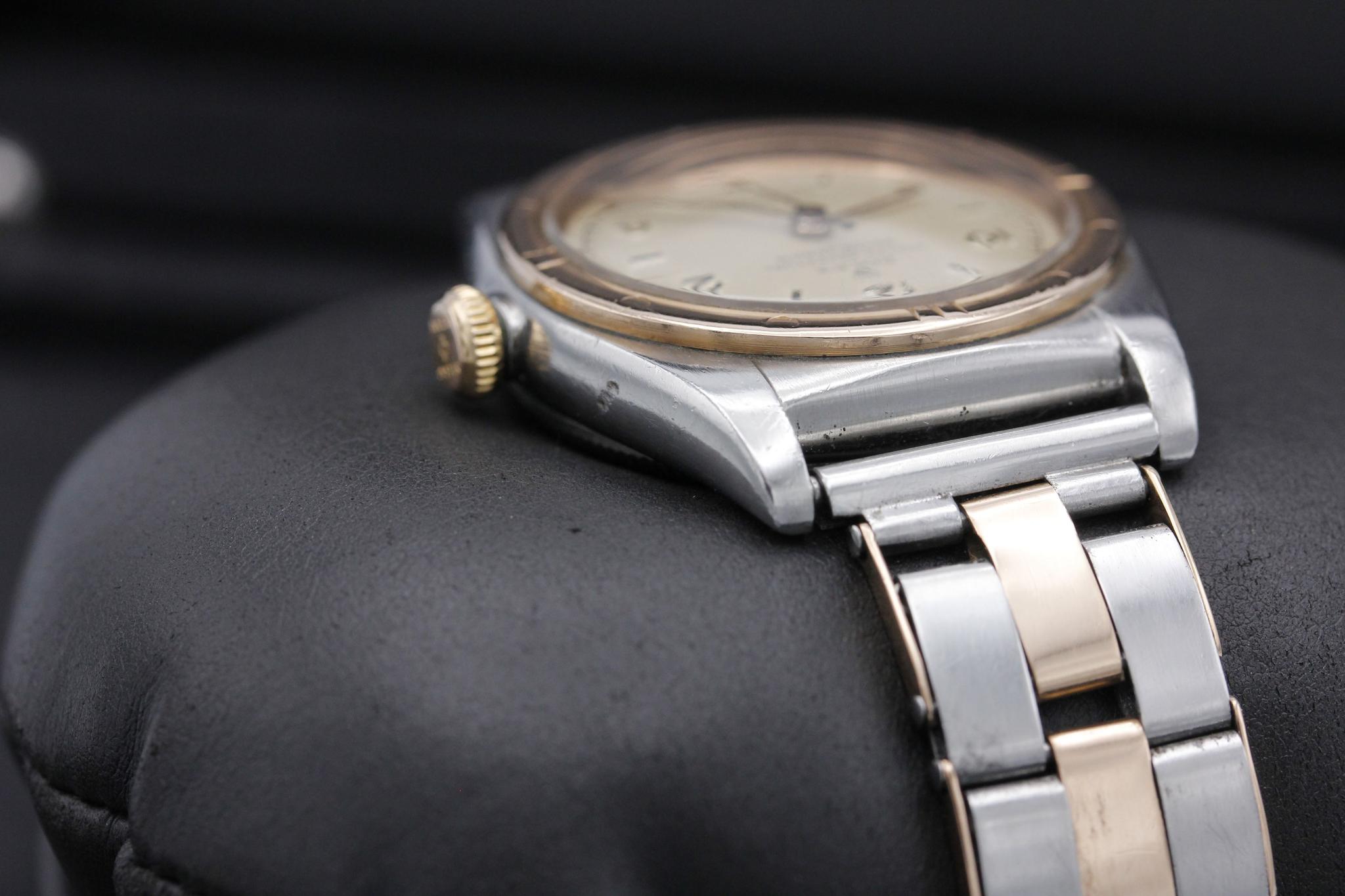 Watch Image 7