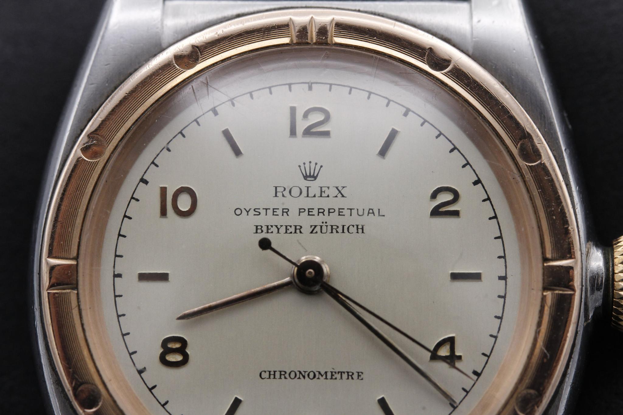 Watch Image 3