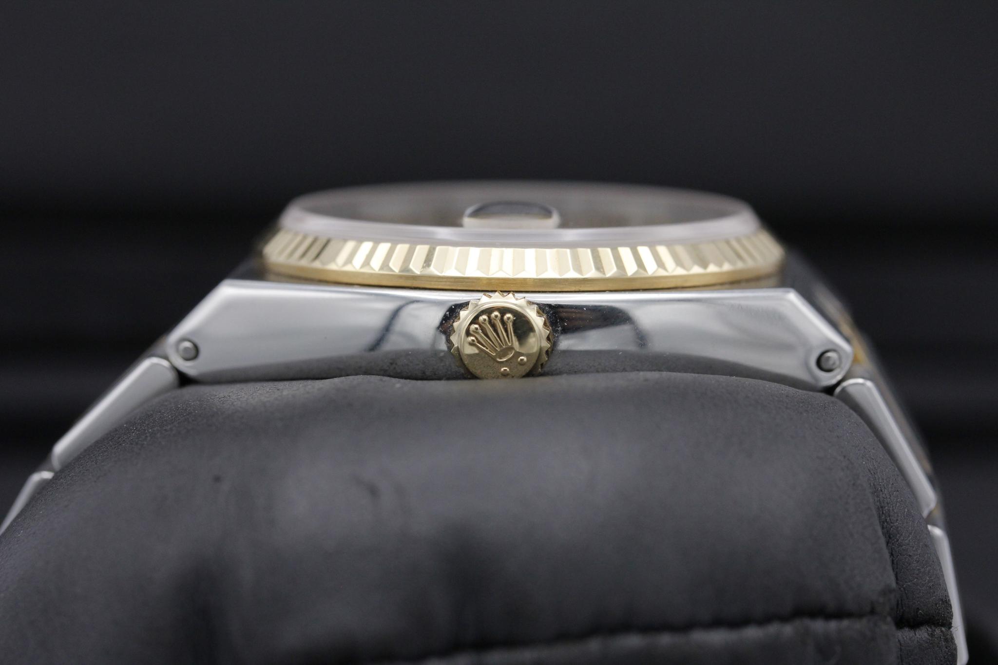 Watch Image 3