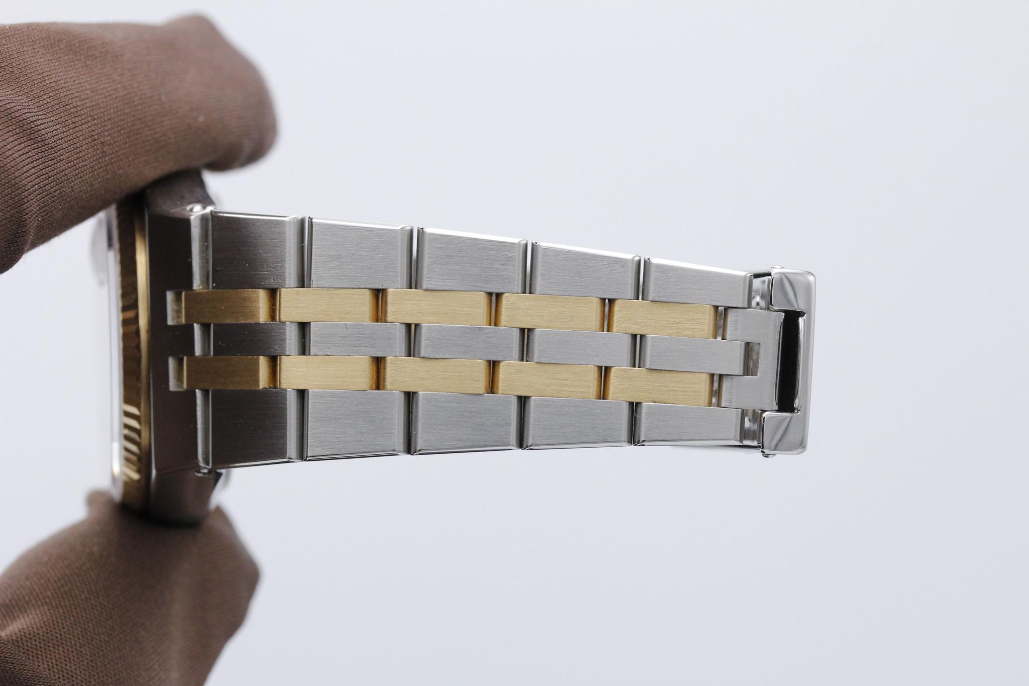 Watch Image 9
