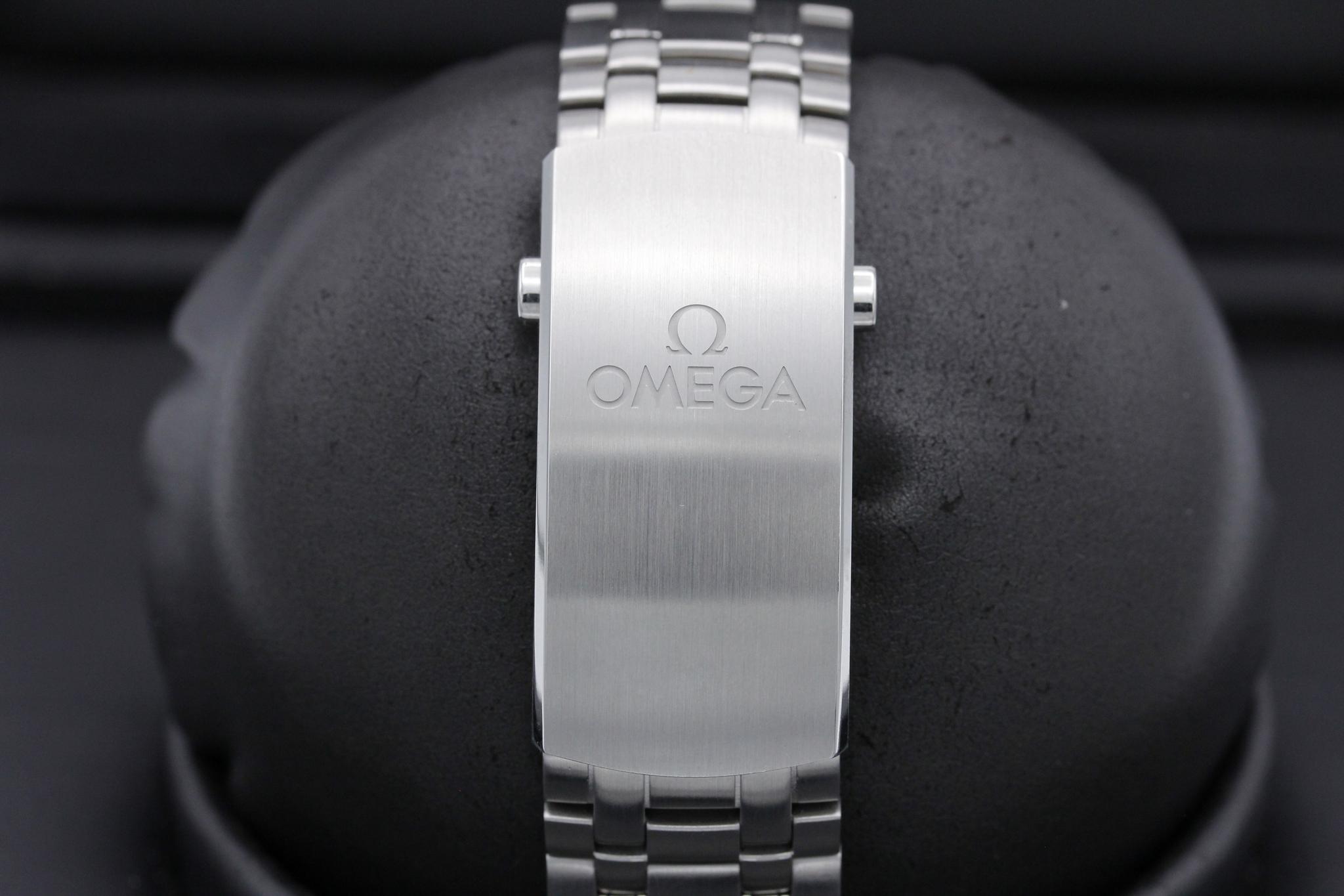 Watch Image 8