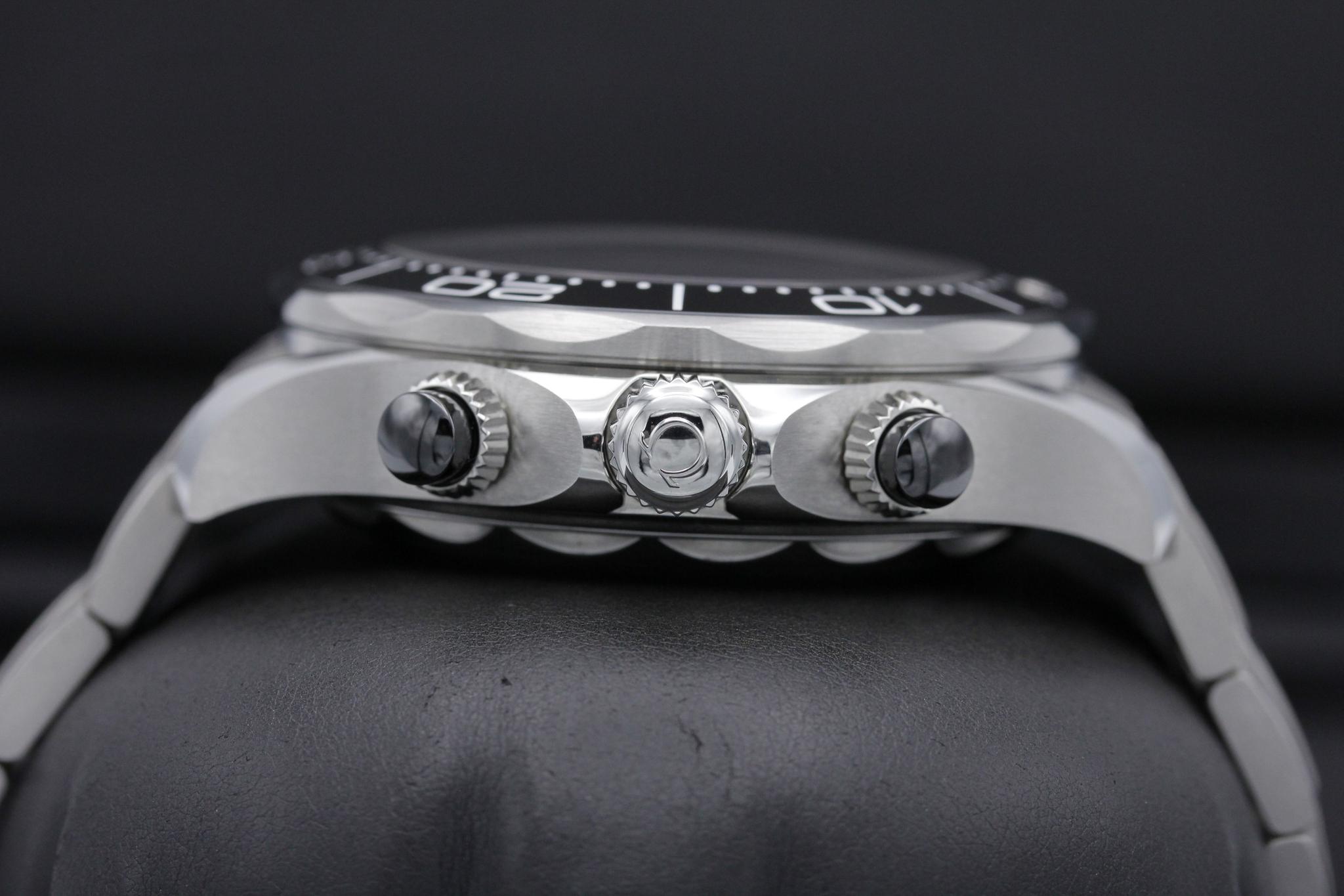 Watch Image 3