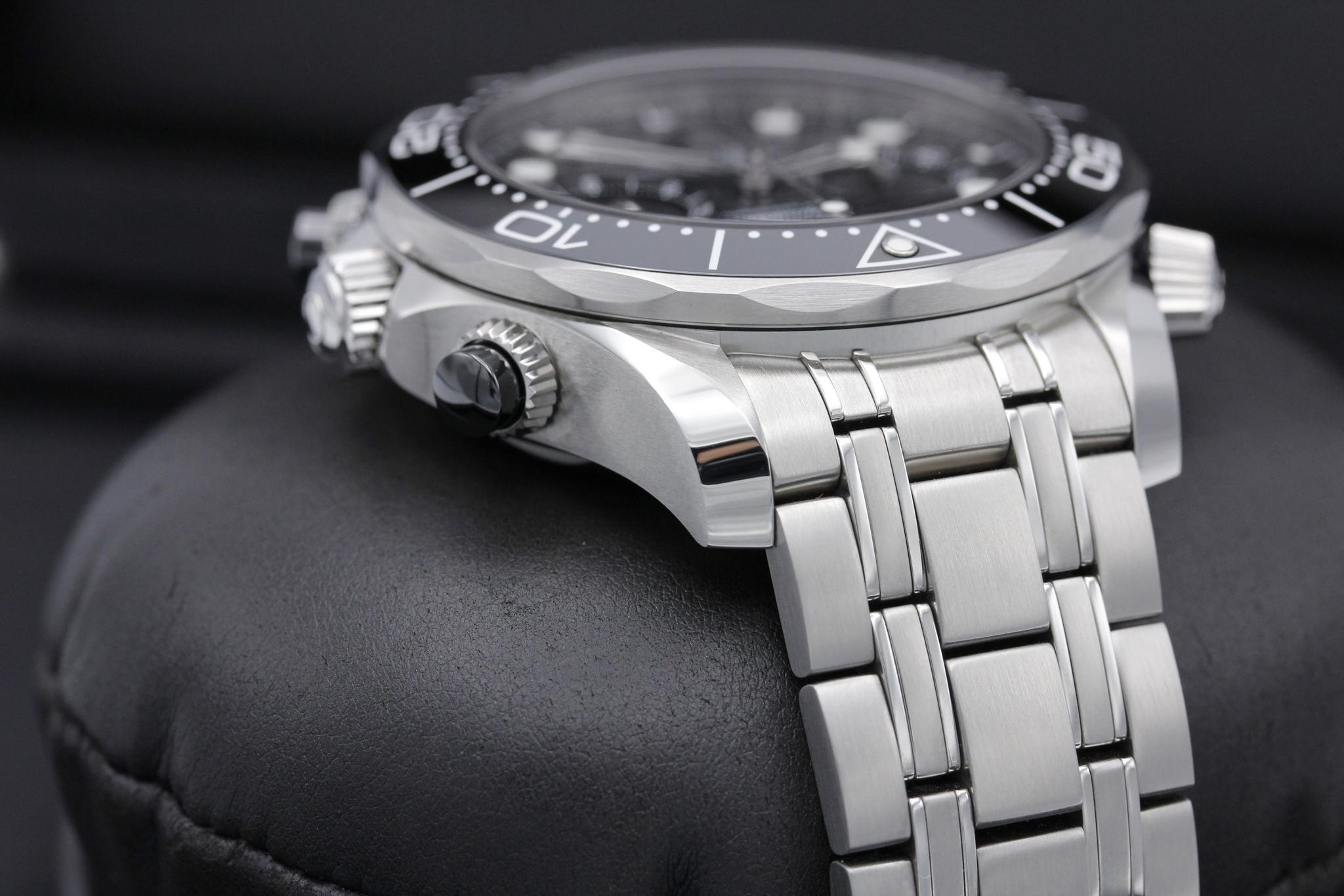 Watch Image 4