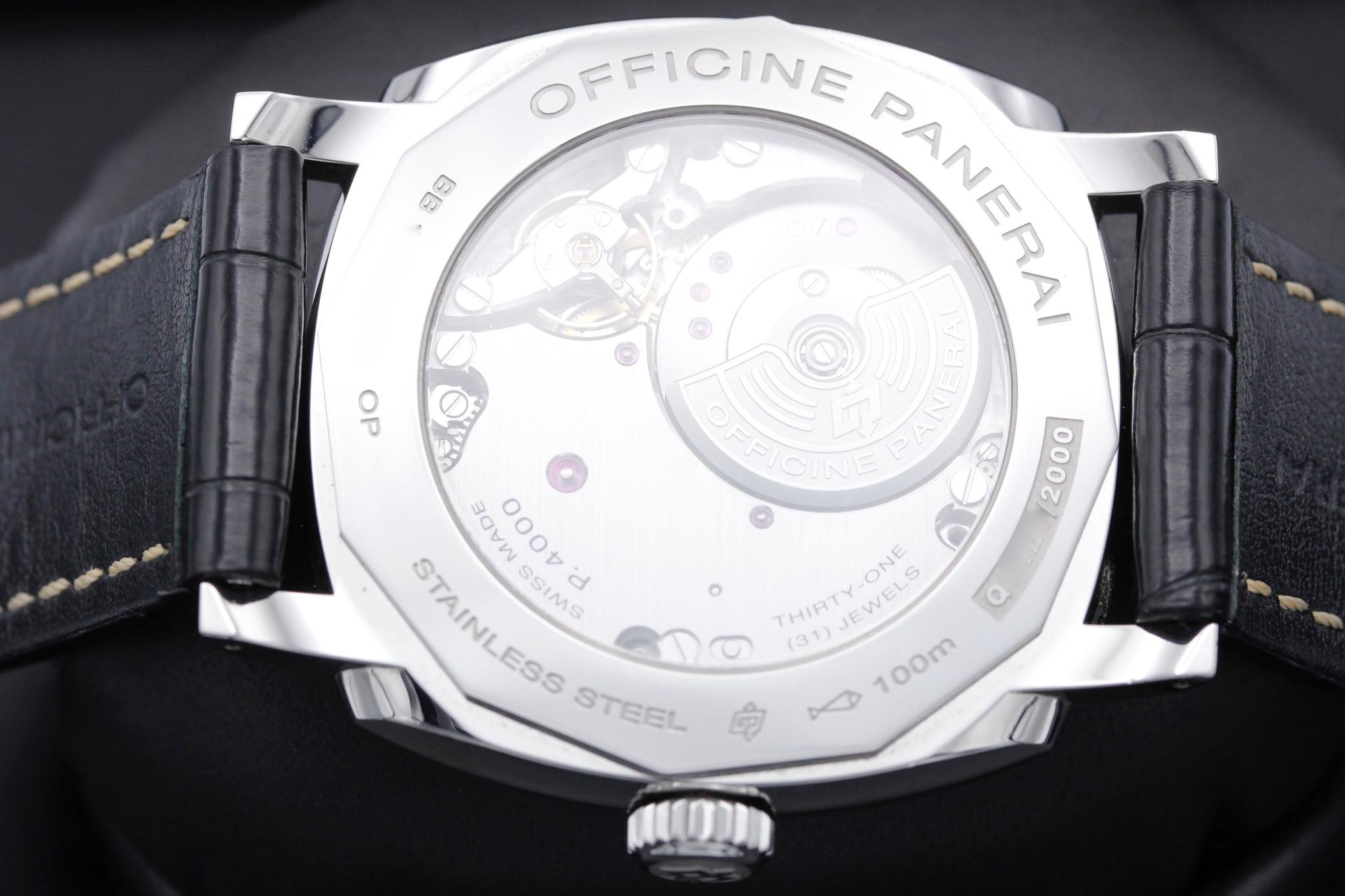 Watch Image 7